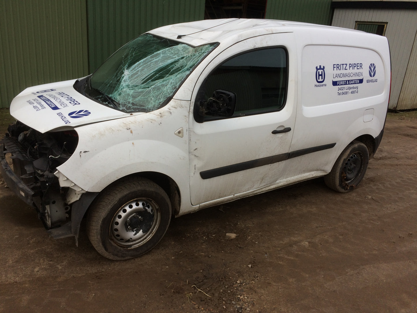 Renault Kangoo 2 Pluk-Selv-Bil Med OEM Nr. Ophugger Fra Renault Ophugger