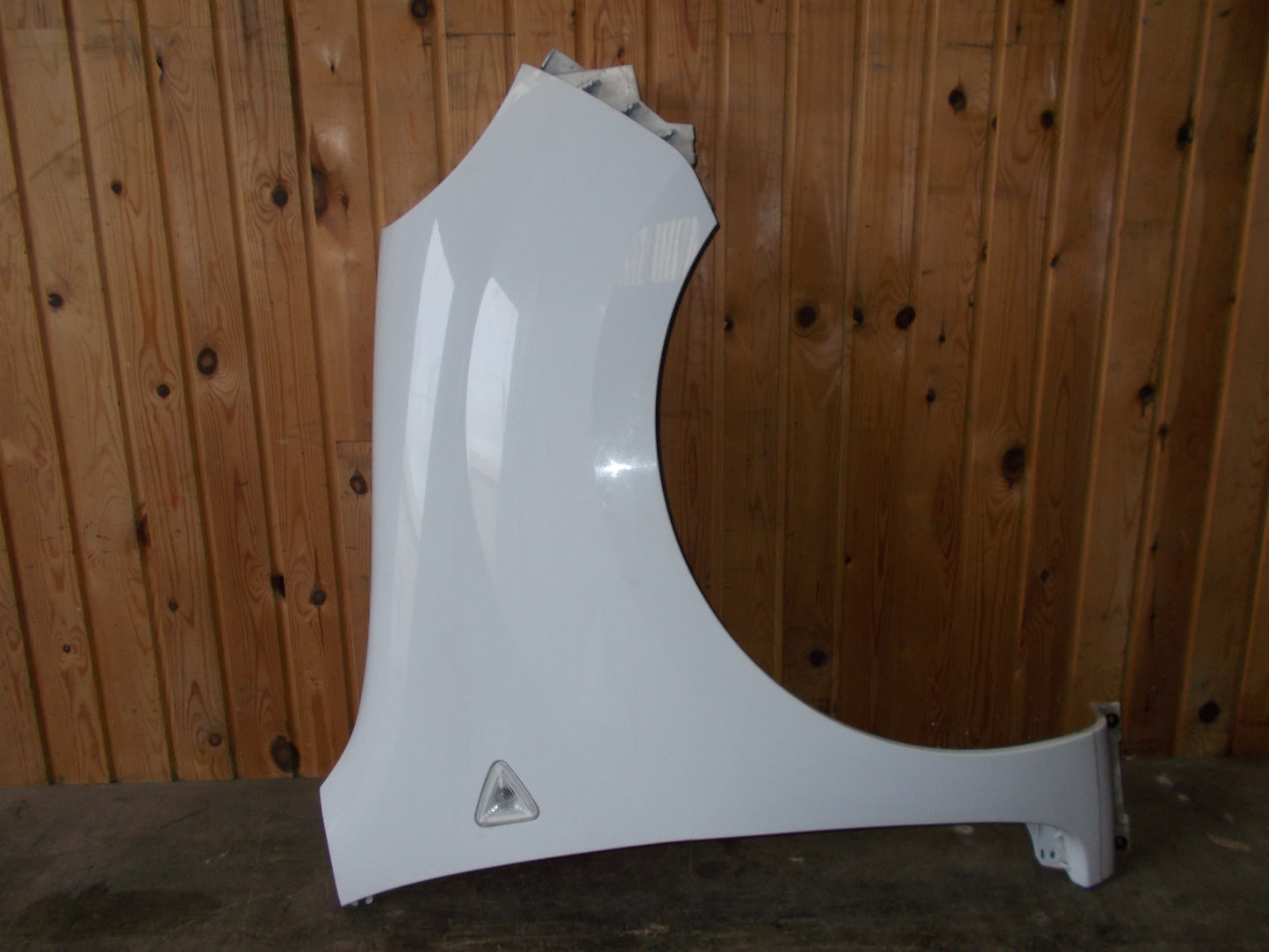 Renault Kangoo 2 Forskærm H Med OEM Nr. 631009162R Fra Renault Ophugger