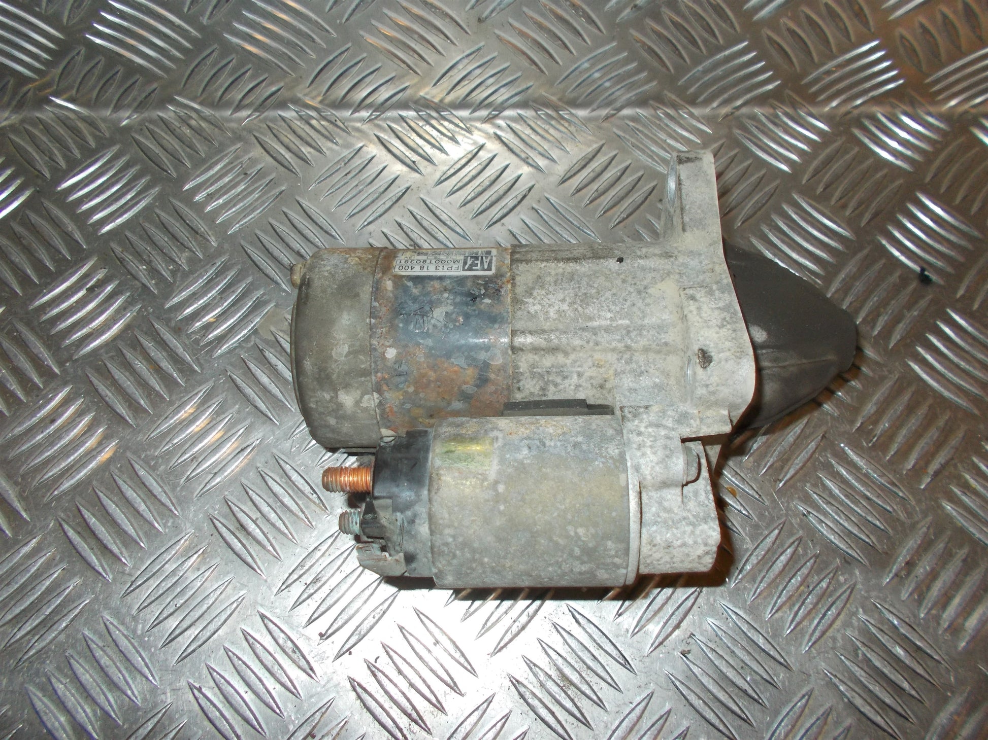 Mazda 626 GF/GW Starter Med OEM Nr. FP1318400 Fra Mazda Ophugger