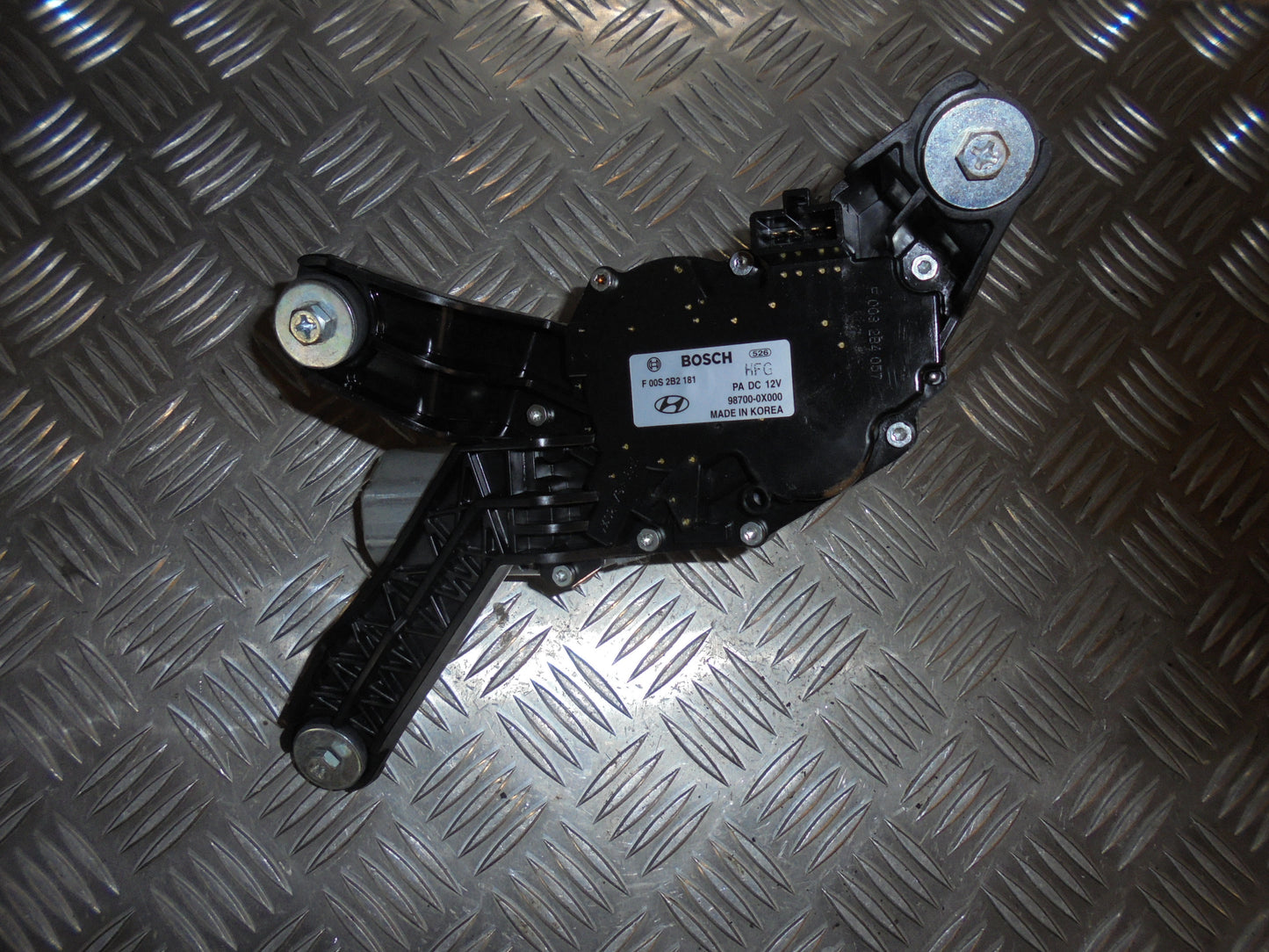 Hyundai I10 Bagrudevisker Motor Med OEM Nr. Ophugger Fra Hyundai Ophugger