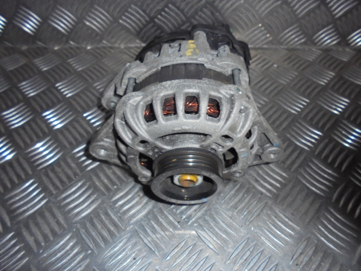 Hyundai I10 Generator Med OEM Nr. 3730002600 Fra Hyundai Ophugger