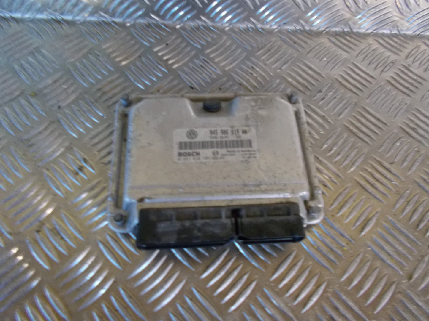 VW Lupo 6E/6X Motorstyring - Motorstyreboks - Injection Elboks Med OEM Nr. 045906019A Fra VW Ophugger