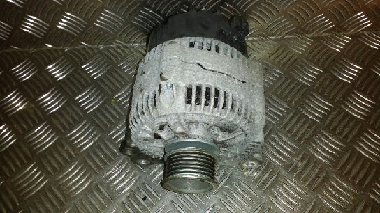 Seat Cordoba Generator Med OEM Nr. 028903025GX Fra Seat Ophugger