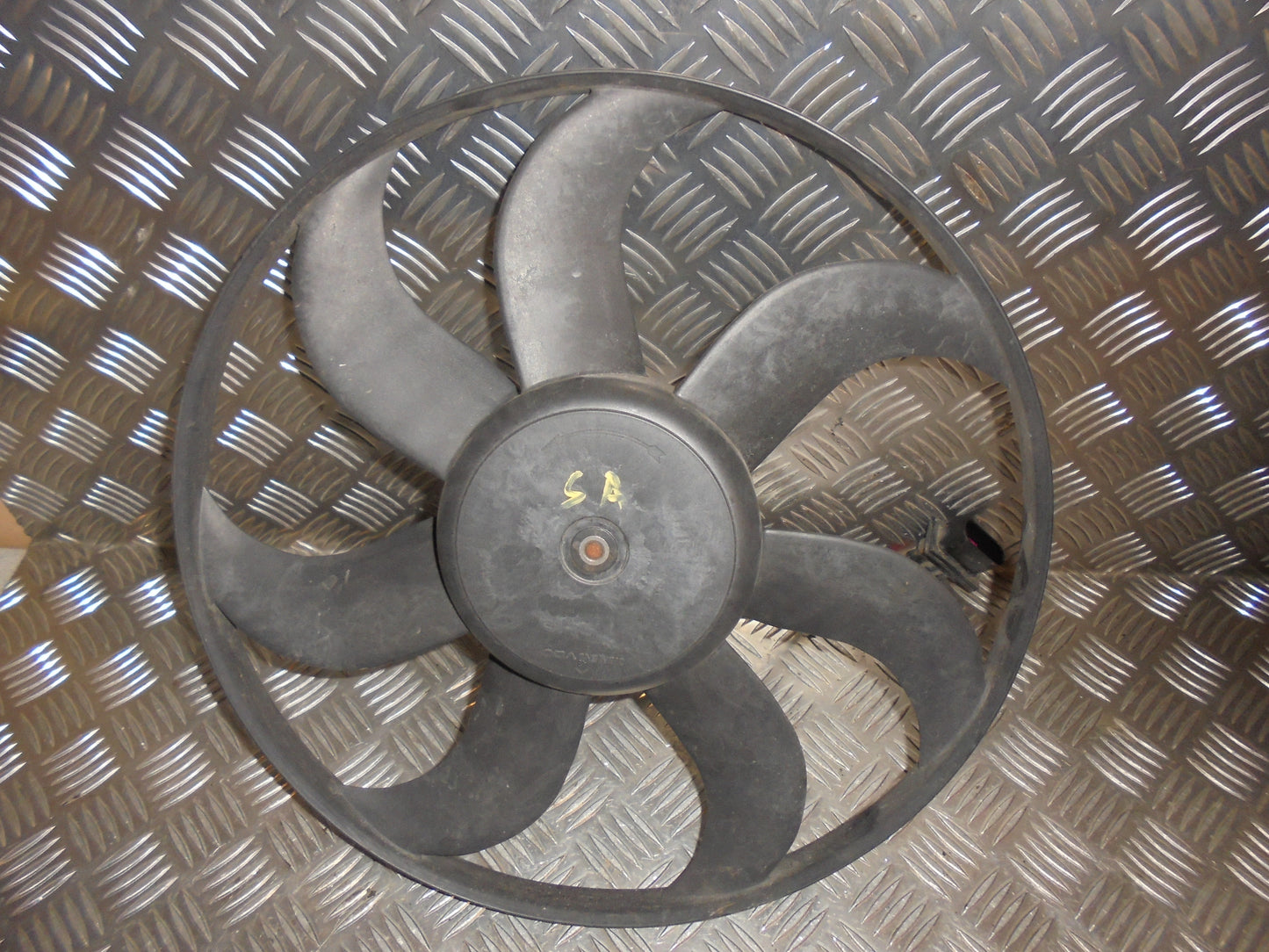 Seat Ibiza 6J Kølerblæser El Med OEM Nr. 6Q0959455AD Fra Seat Ophugger