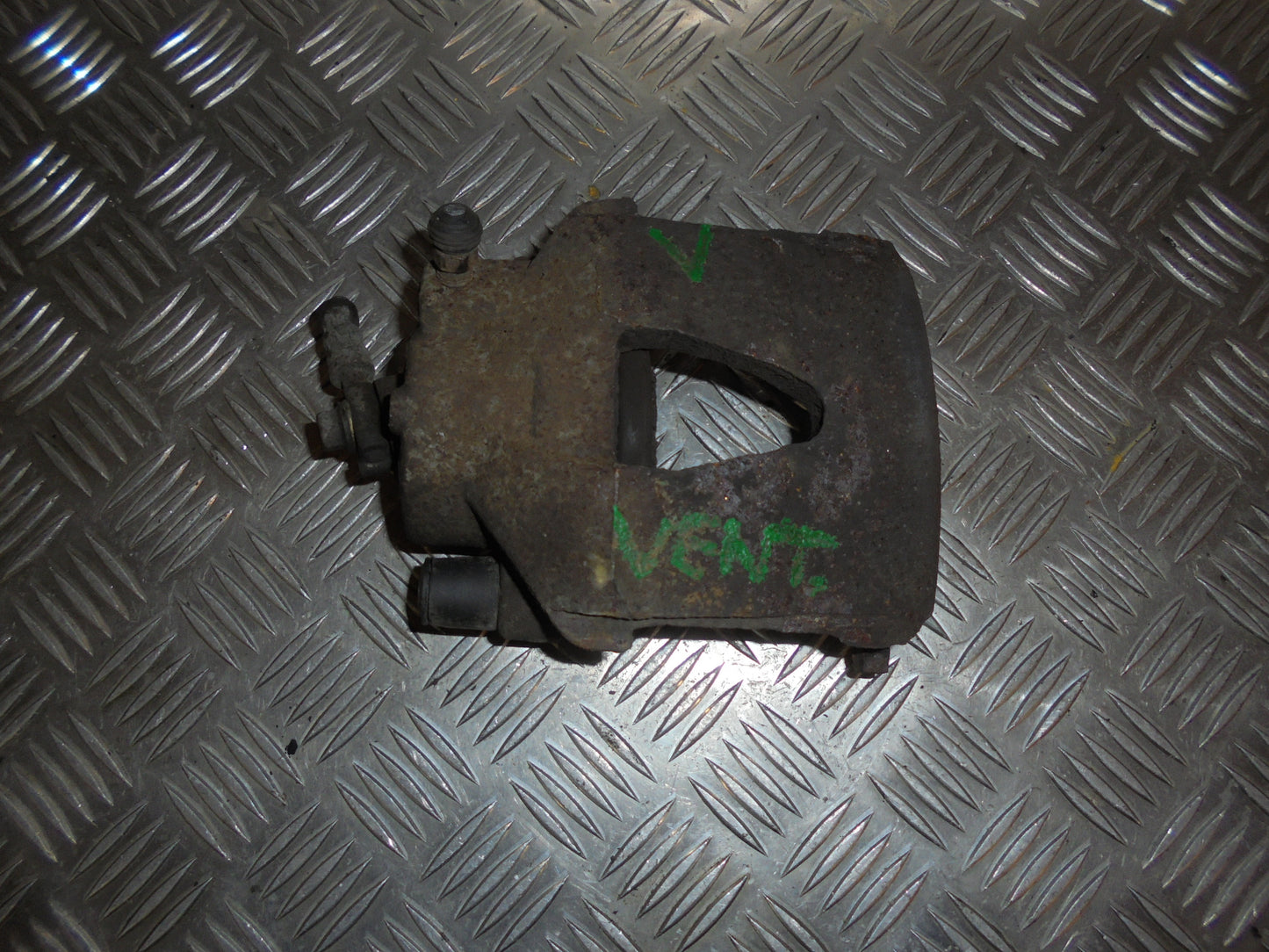 Seat Ibiza 6J Bremsekaliber VF Med OEM Nr. Ophugger Fra Seat Ophugger