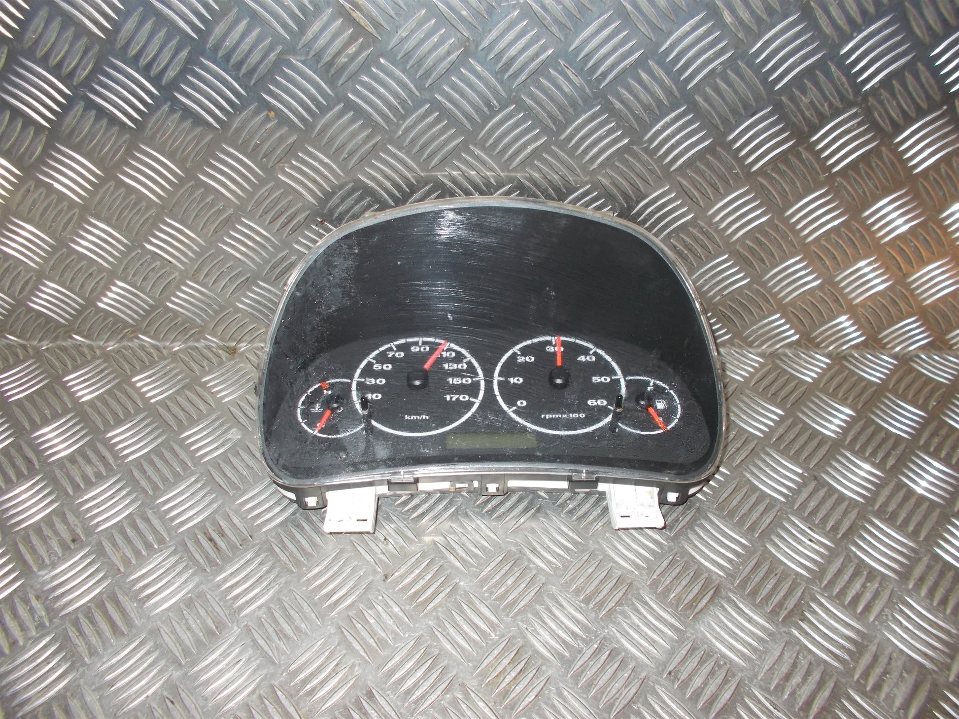 Peugeot Boxer Speedometer - Instrument Med OEM Nr. Ophugger Fra Peugeot Ophugger