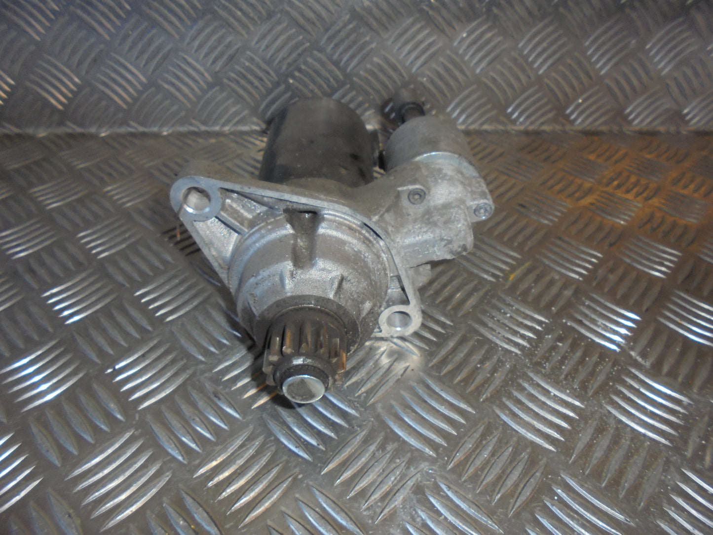 VW Touran 1T GP Starter Med OEM Nr. 0AM911023F Fra VW Ophugger
