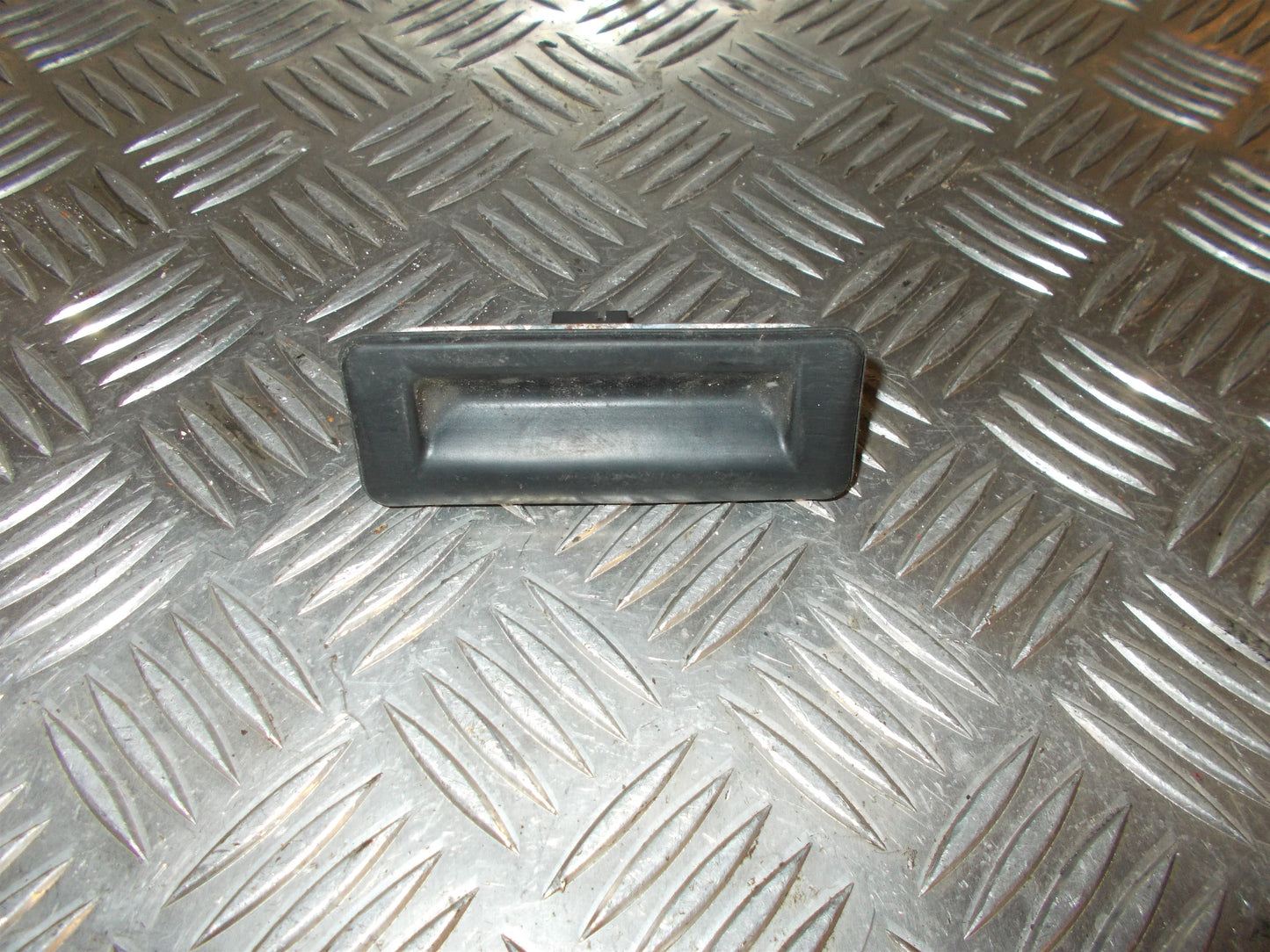 VW Golf 5 1K Håndtag Udvendig Med OEM Nr. Ophugger Fra VW Ophugger