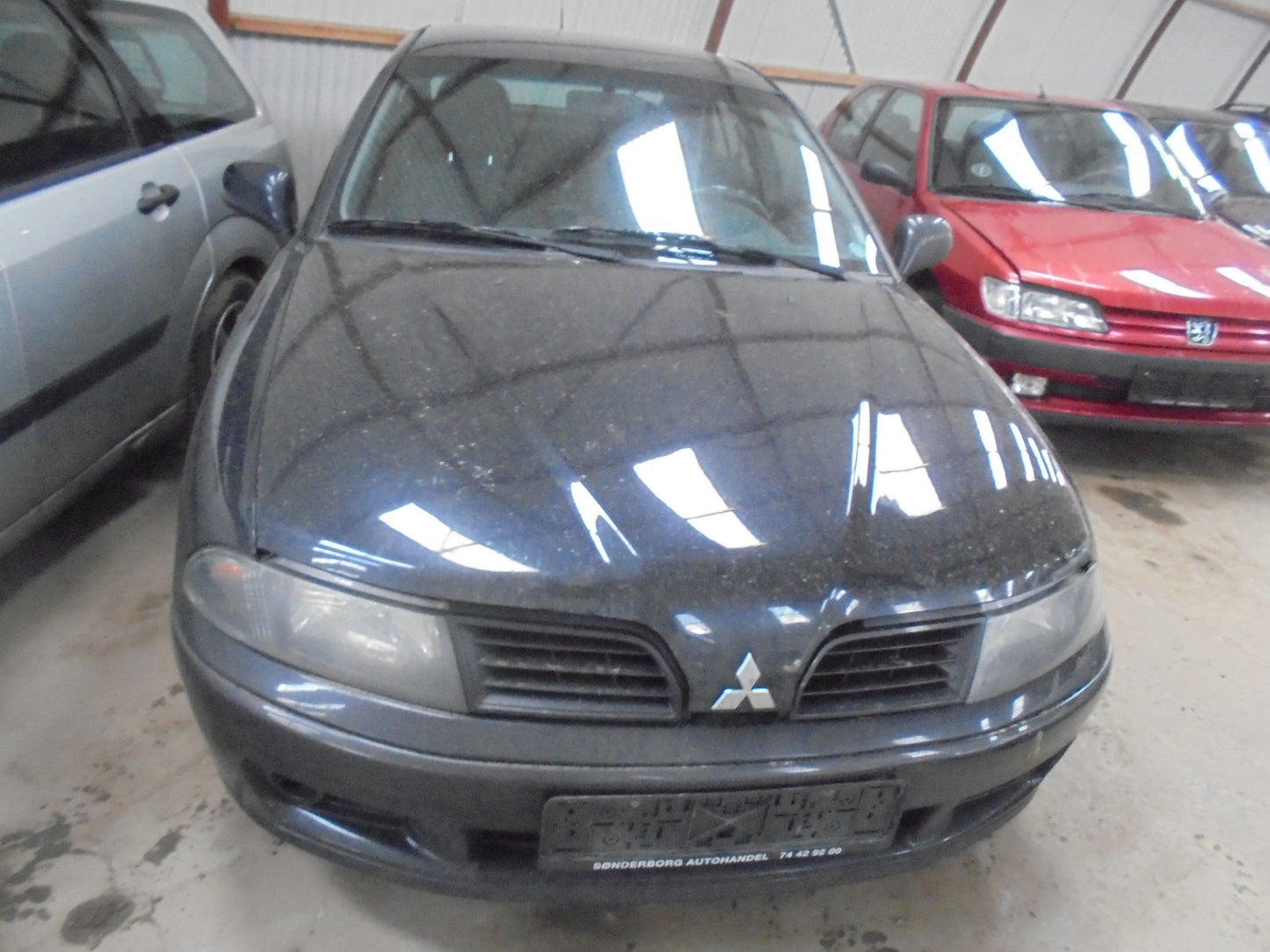 Mitsubishi Carisma Pluk-Selv-Bil Med OEM Nr. Ophugger Fra Mitsubishi Ophugger