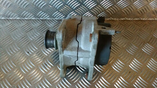 VW Polo CLA Variant 6K Generator Med OEM Nr. 028903025GX Fra VW Ophugger