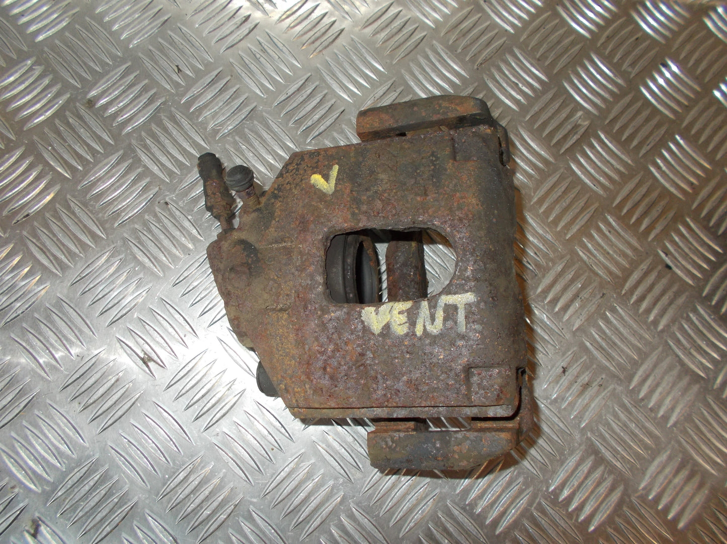 Ford Fusion 1 Bremsekaliber VF Med OEM Nr. 1478500 Fra Ford Ophugger