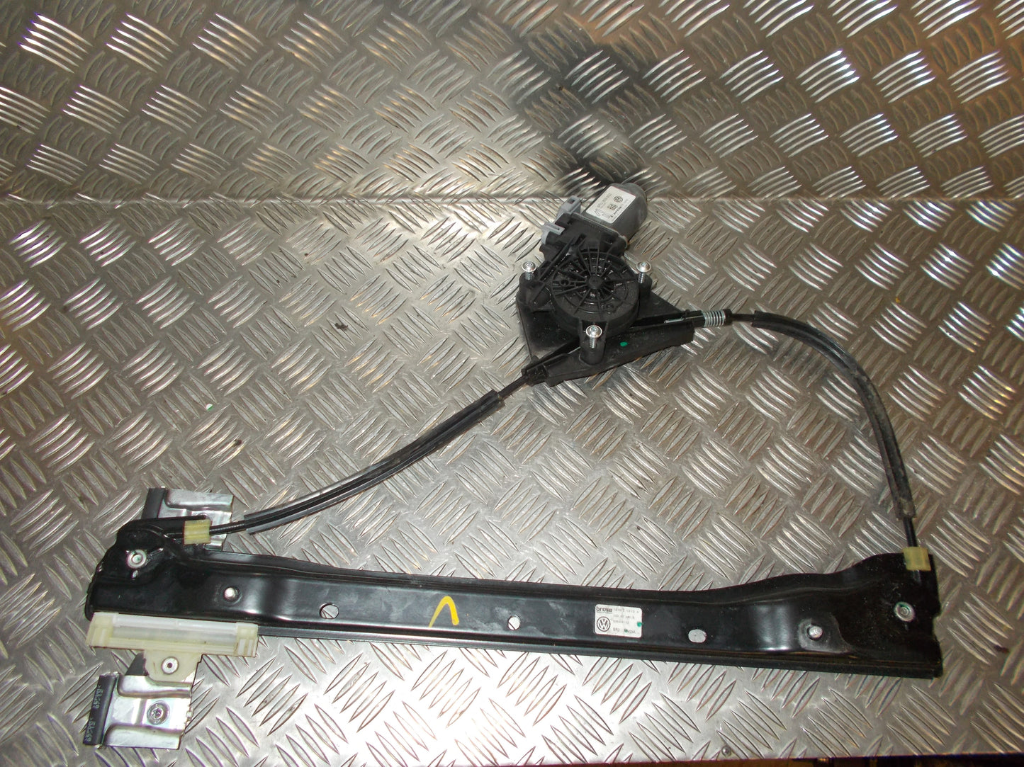 VW UP Rudemotor - Rudehejs Med OEM Nr. 1S3837461A Fra VW Ophugger