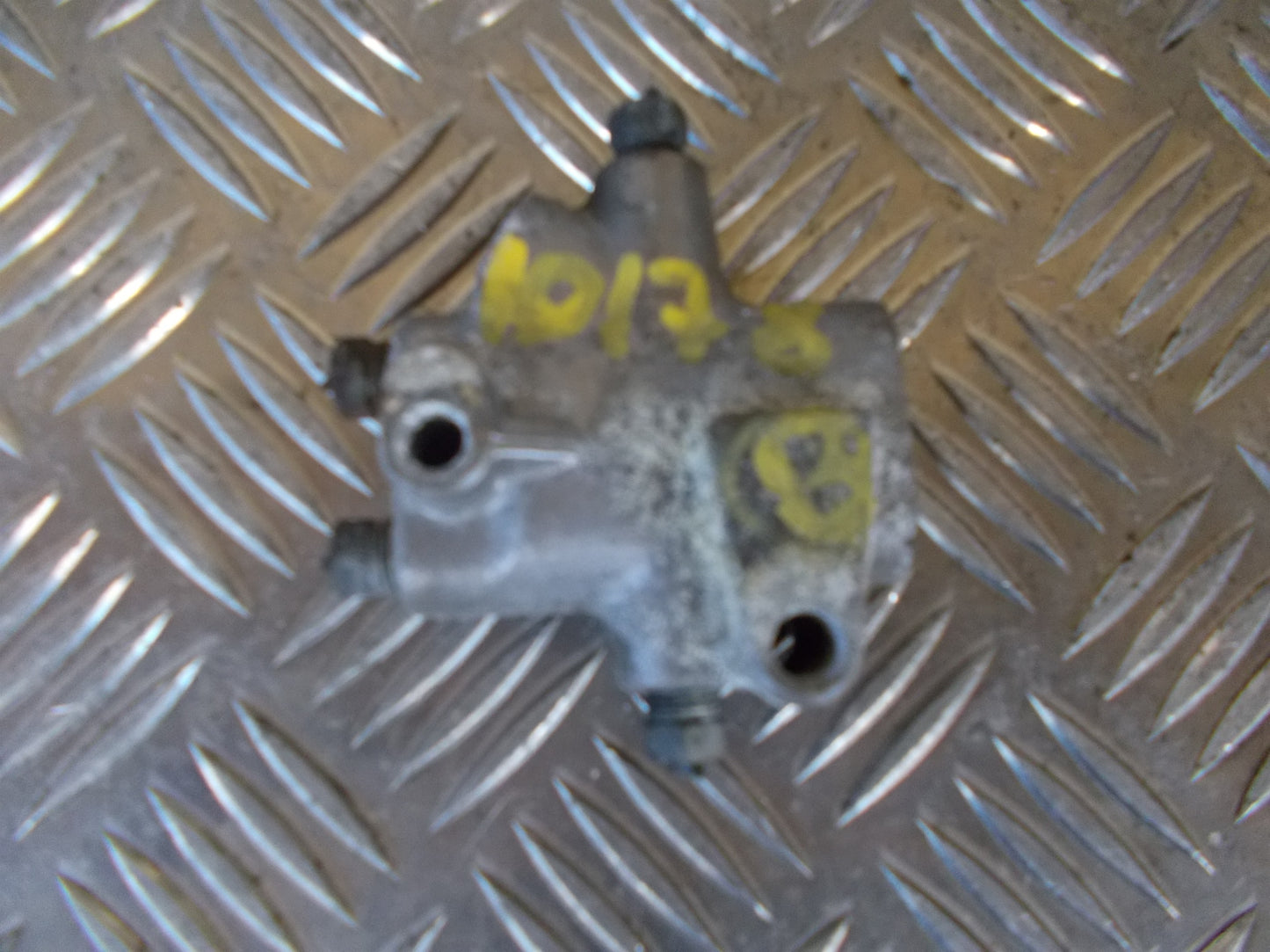 Toyota Yaris Verso Lastventil Bag Med OEM Nr. Ophugger Fra Toyota Ophugger