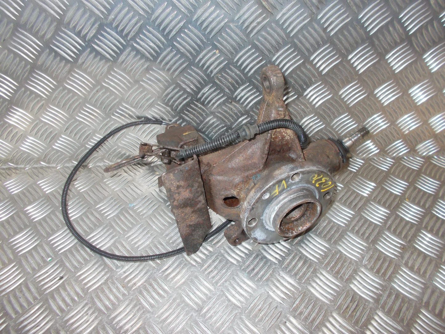 Citroen C5 Spindel For V Med OEM Nr. Ophugger Fra Citroen Ophugger