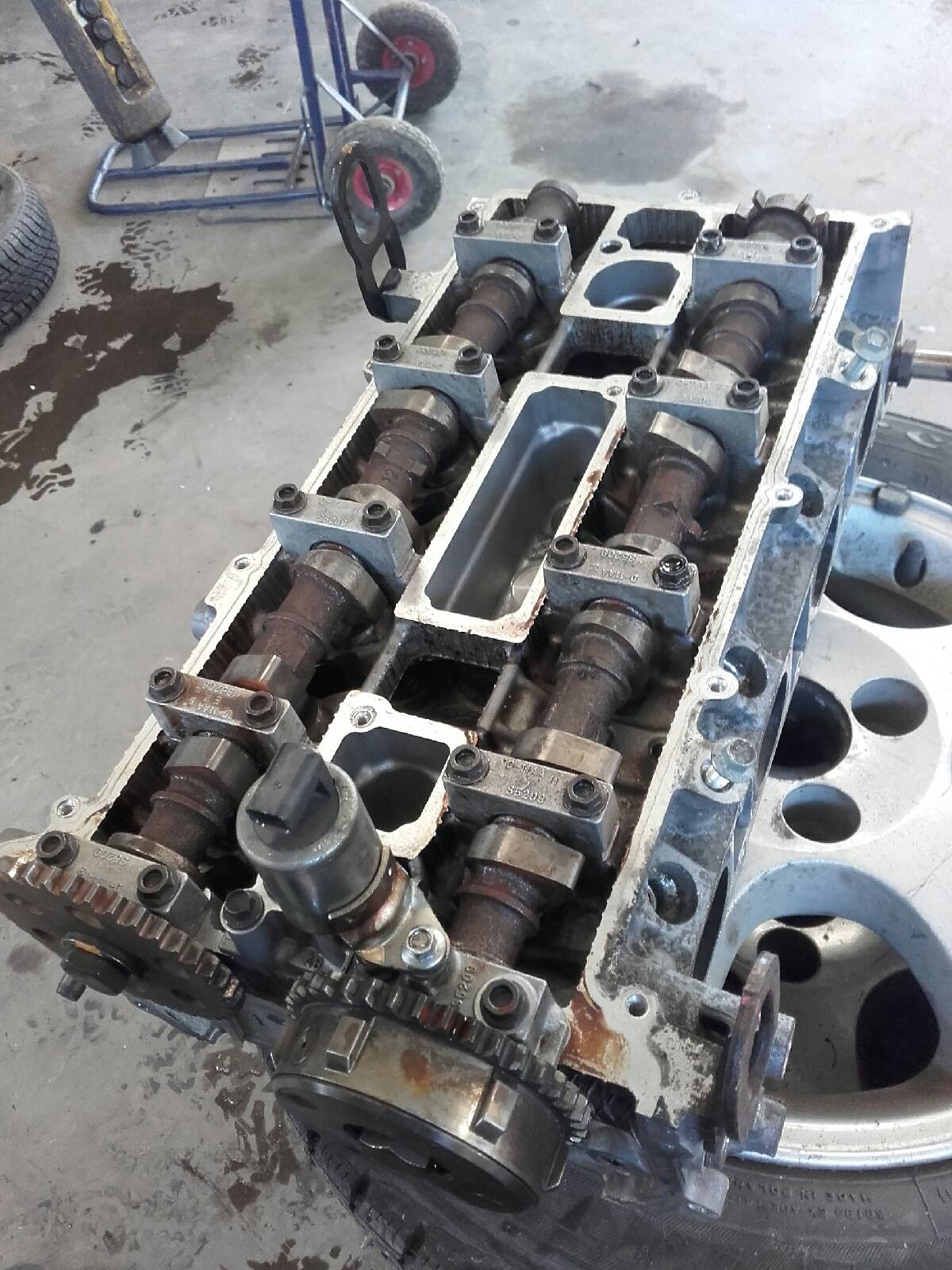 Mazda 6 GH Topstykke Med OEM Nr. Ophugger Fra Mazda Ophugger