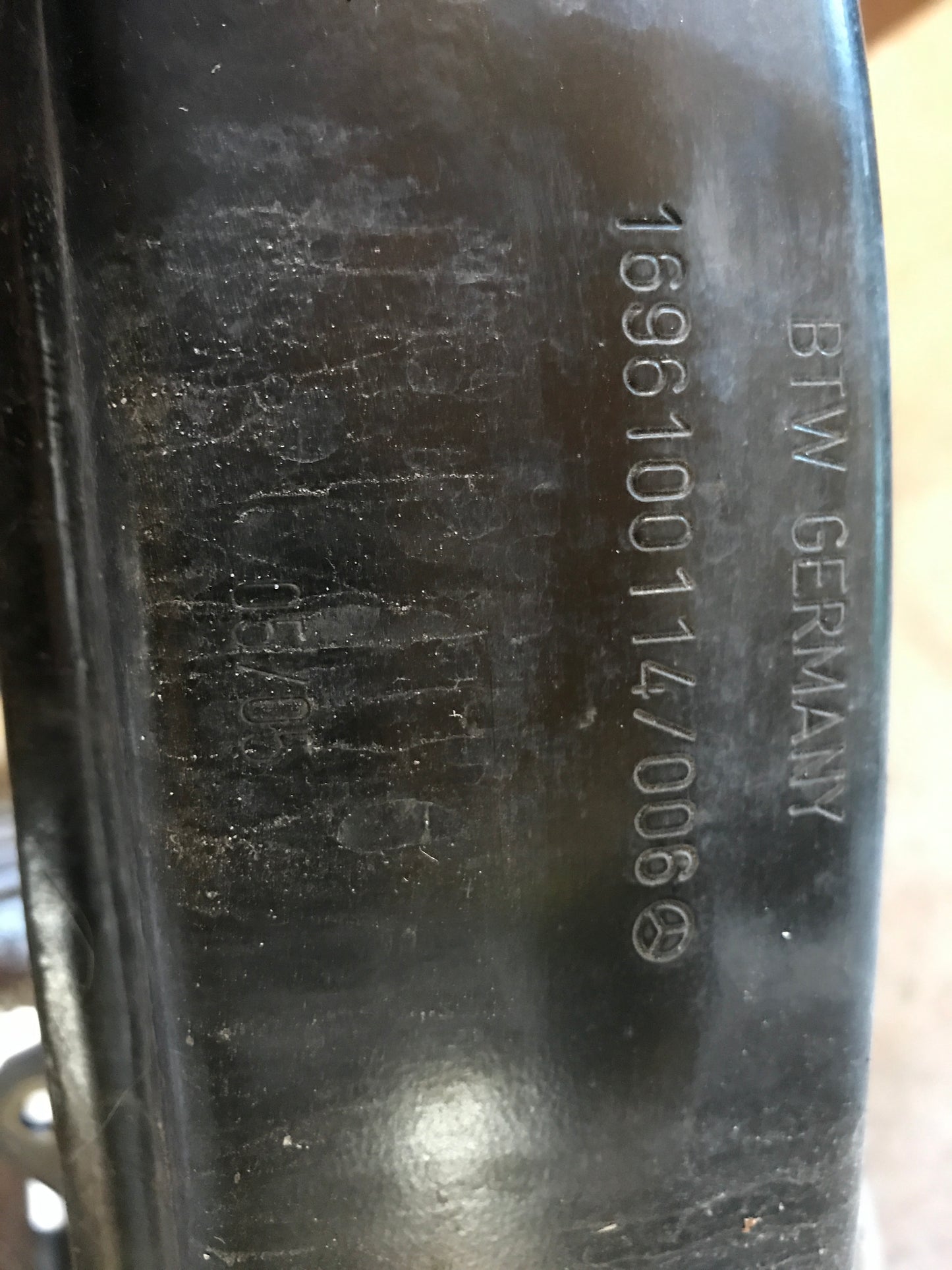 Mercedes A W169 Bagkofanger Rå Med OEM Nr. A1696100114 Fra Mercedes Ophugger