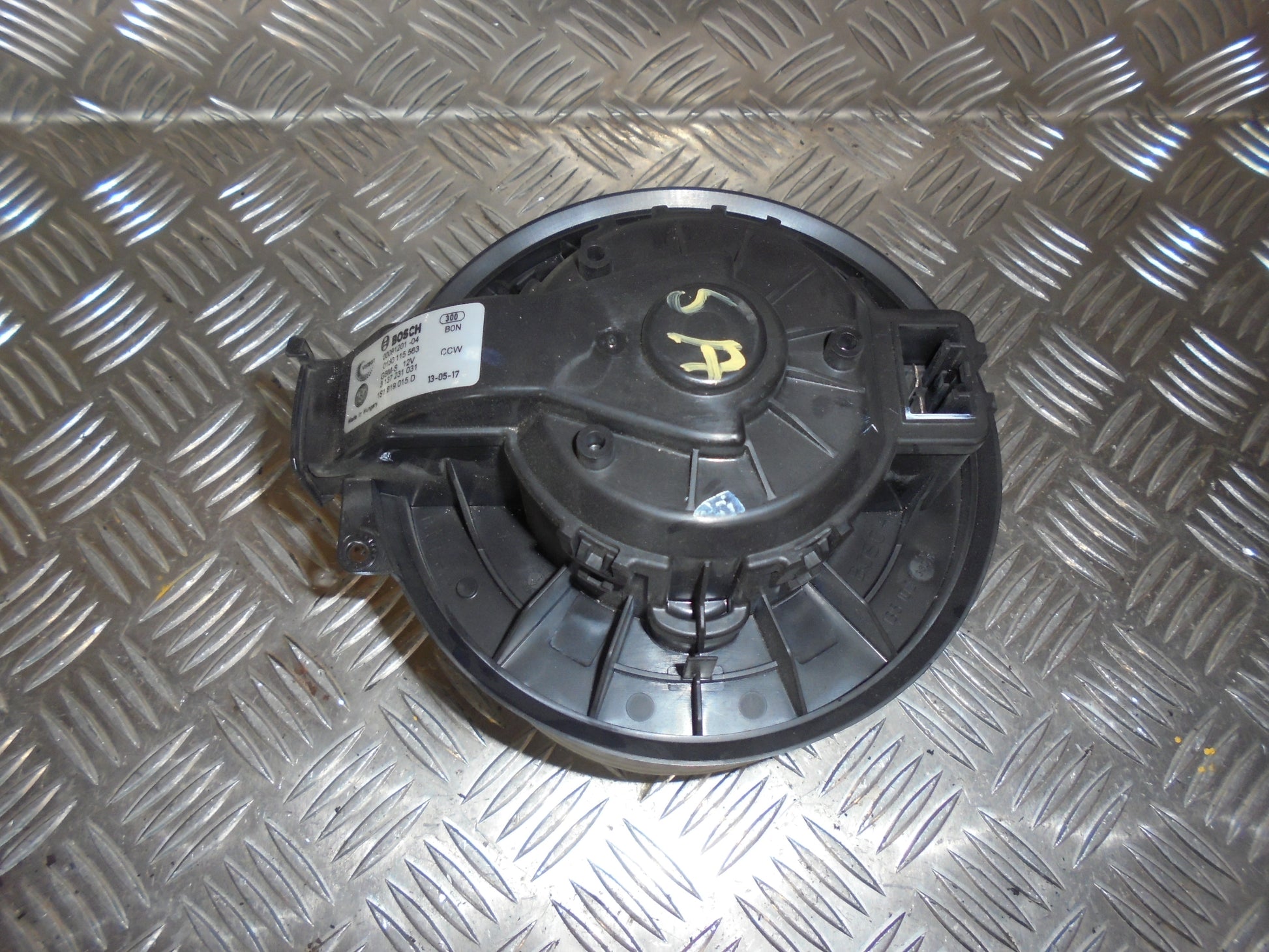 Seat Mii Varmeblæser Med OEM Nr. 1S1819015D Fra Seat Ophugger