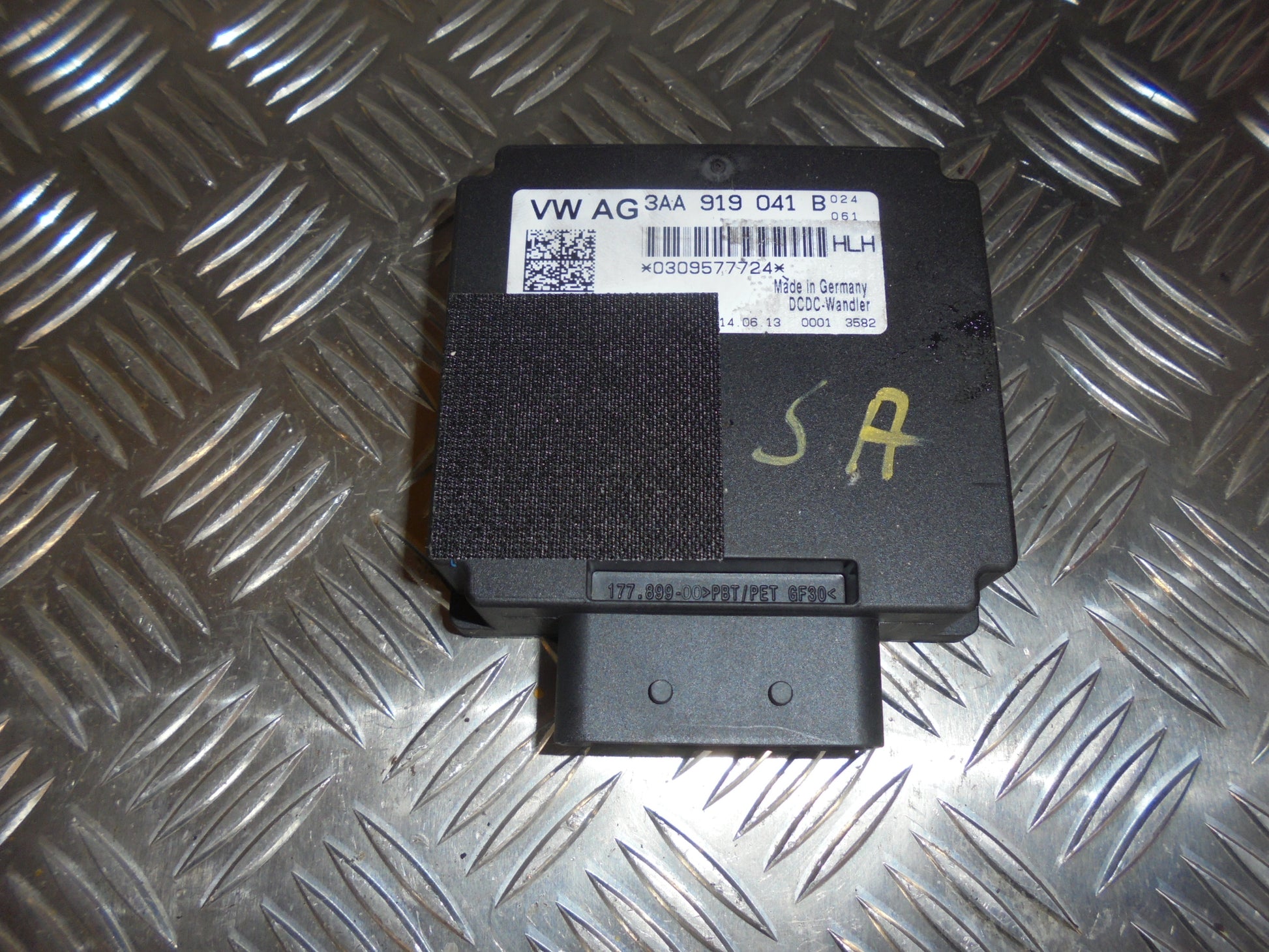 Seat Mii Bcm / Komfortkomputer Med OEM Nr. 3AA919041B Fra Seat Ophugger