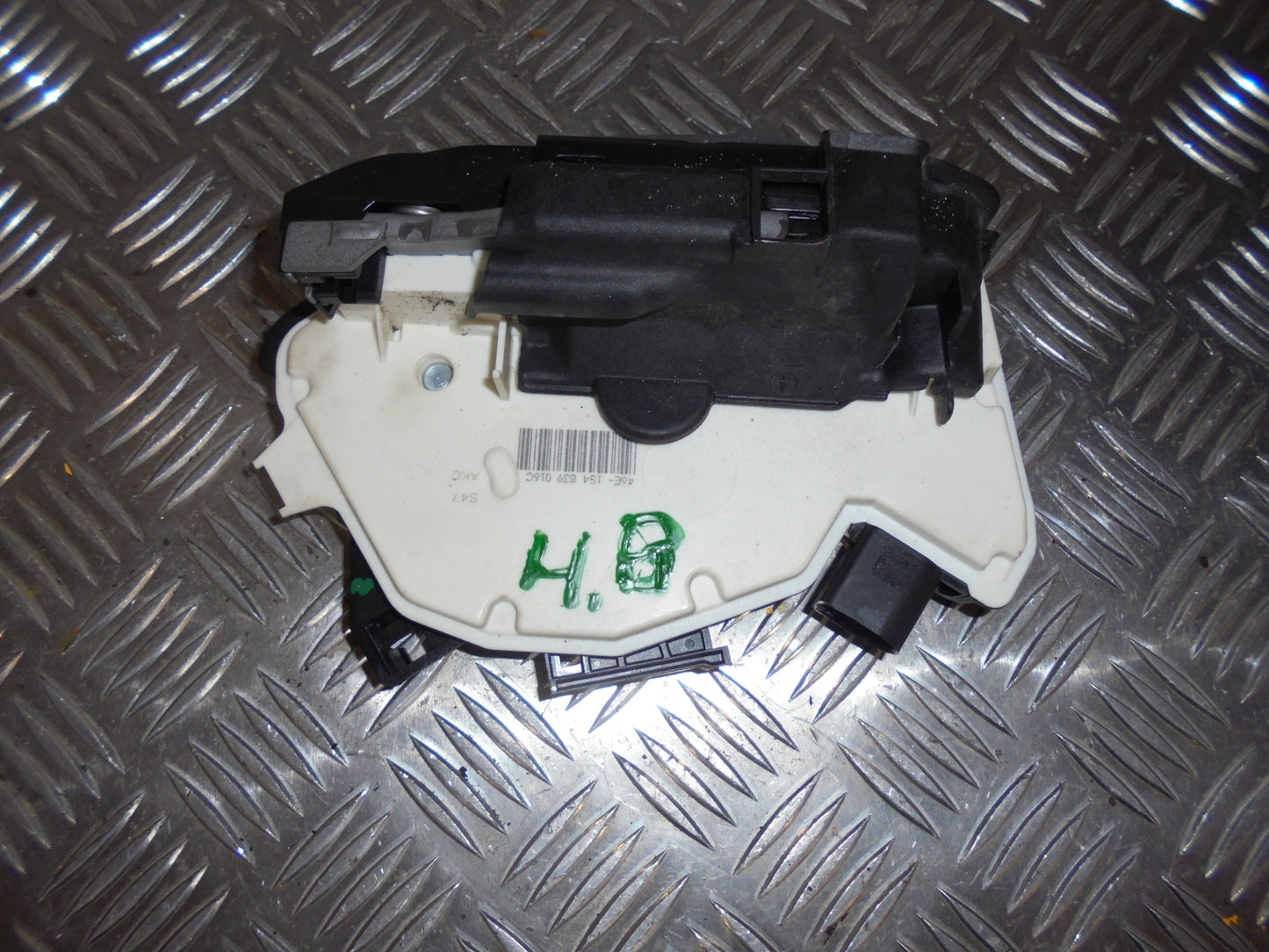 Seat Mii Dørlås Med OEM Nr. 1S4839016C Fra Seat Ophugger