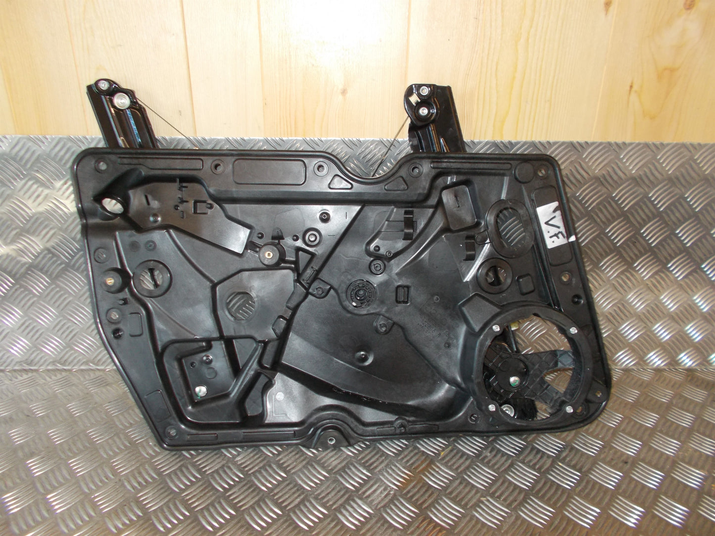 VW Golf 6 1K Rudemotor - Rudehejs Med OEM Nr. 5K0837755G Fra VW Ophugger