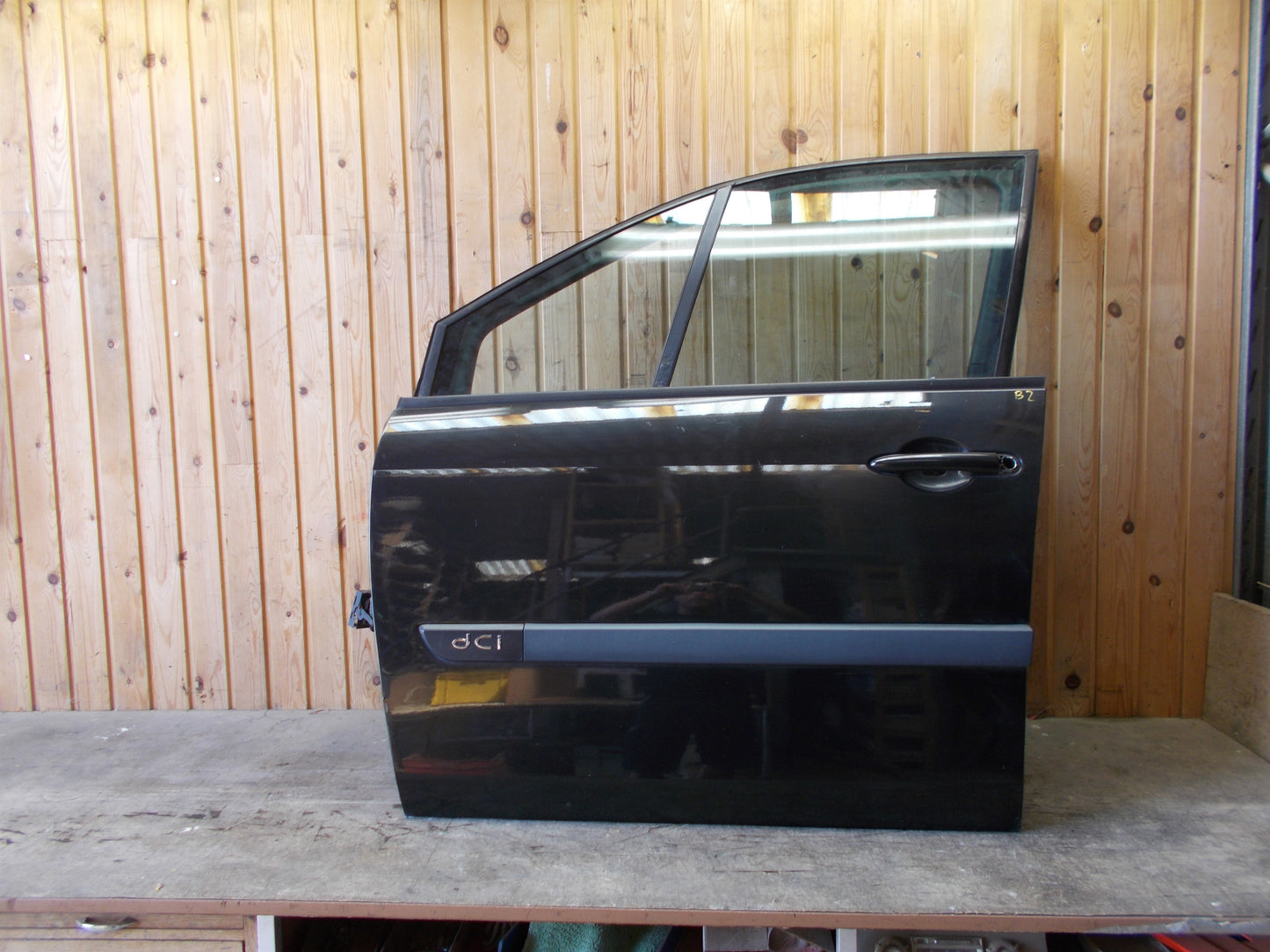 Renault Megane Scenic 2 Fordør V Med OEM Nr. 7751474828 Fra Renault Ophugger