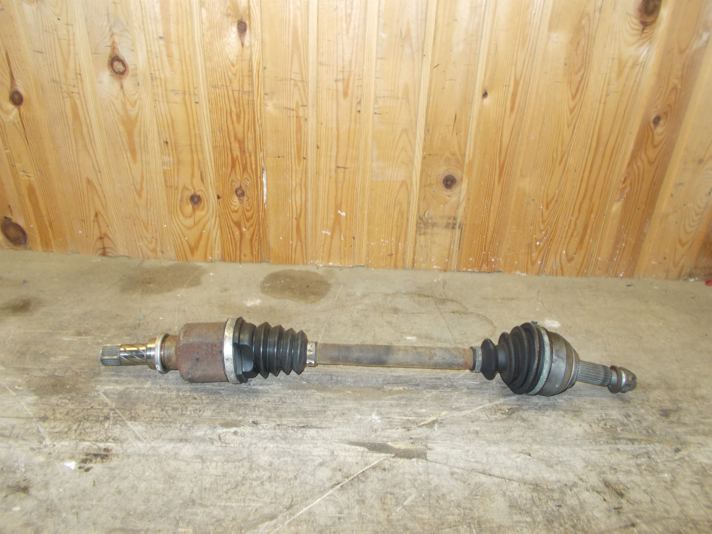 Renault Megane Scenic 2 Trækaksel For V Med OEM Nr. 8200216523 Fra Renault Ophugger