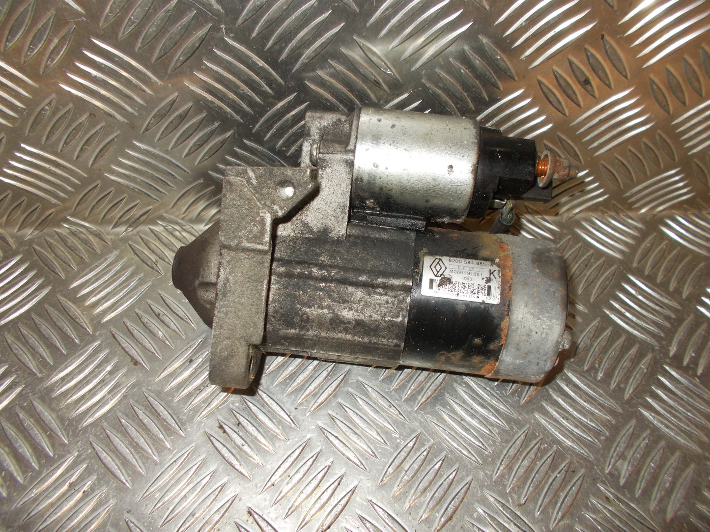 Renault Megane Scenic 2 Starter Med OEM Nr. 8200584685 Fra Renault Ophugger