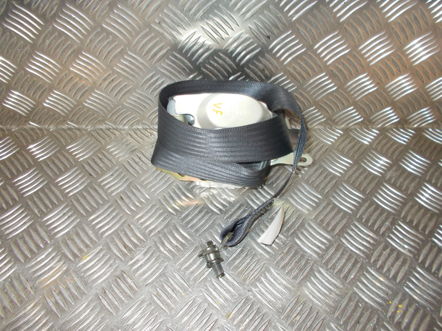 Suzuki Swift Sikkerhedsseler For Med OEM Nr. 8490262J10 Fra Suzuki Ophugger