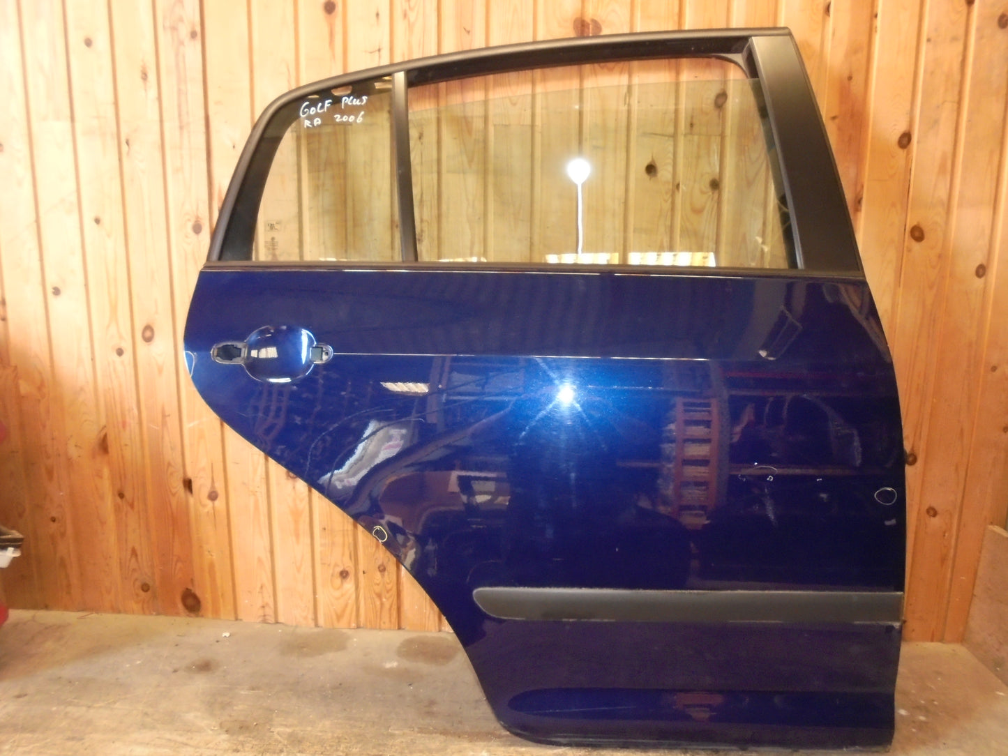 VW Golf 5 1K Bagdør H Med OEM Nr. 5M0833302M Fra VW Ophugger