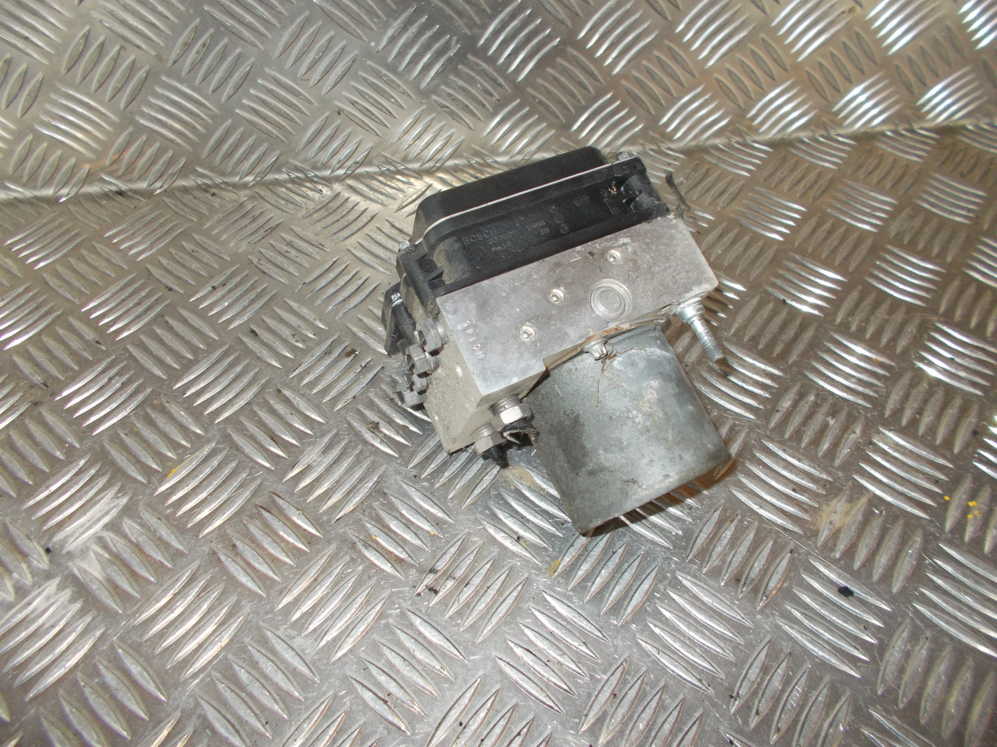 Peugeot 307 Abs Pumpe Med OEM Nr. 0265950374 Fra Peugeot Ophugger