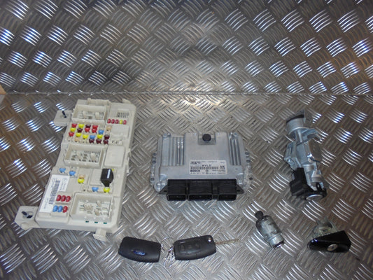 Ford Focus Motorstyring - Motorstyreboks - Injection Elboks Med OEM Nr. 0281011701 Fra Ford Ophugger