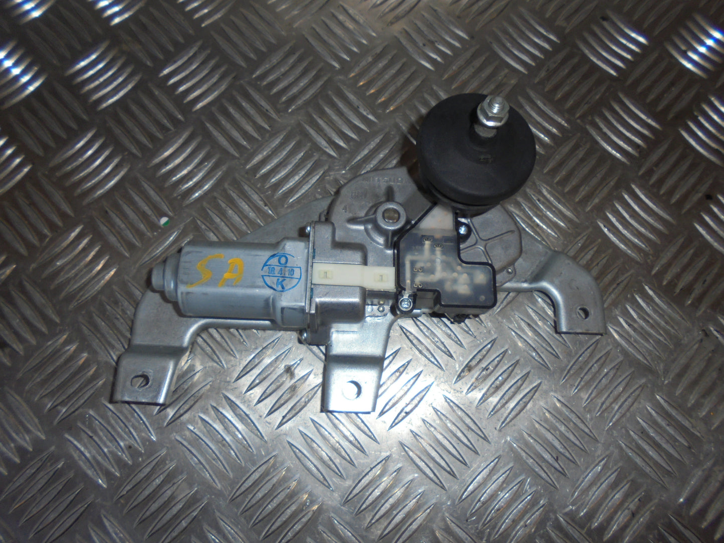 Opel Agila B Bagrudevisker Motor Med OEM Nr. Ophugger Fra Opel Ophugger