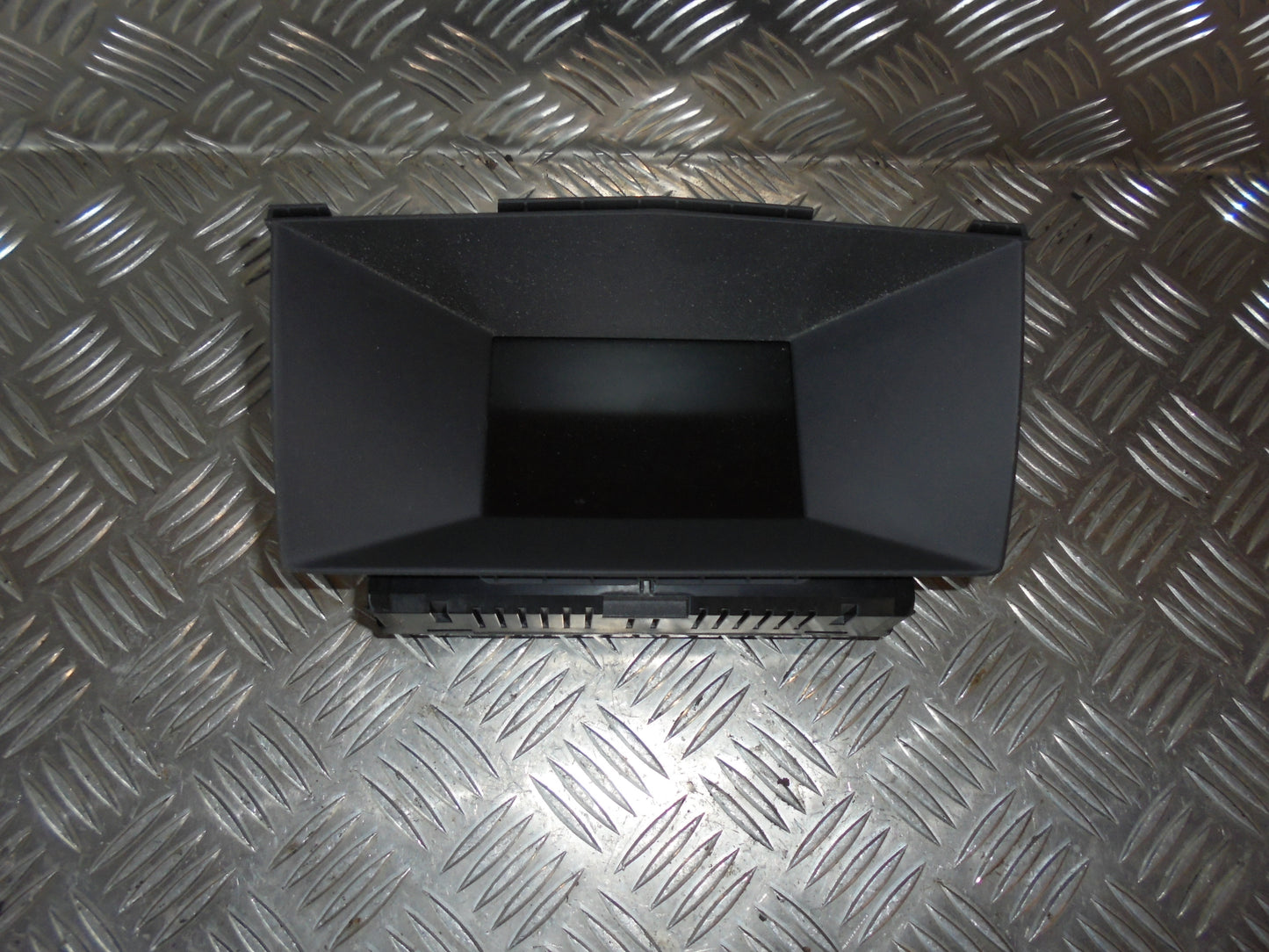 Opel Astra H Radio, Multi Display Med OEM Nr. 13178570 Fra Opel Ophugger