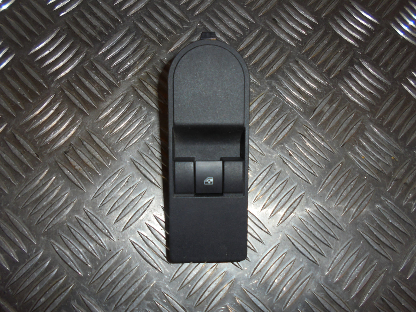 Opel Astra H Kontakt Rudehejs Med OEM Nr. 13228881 Fra Opel Ophugger