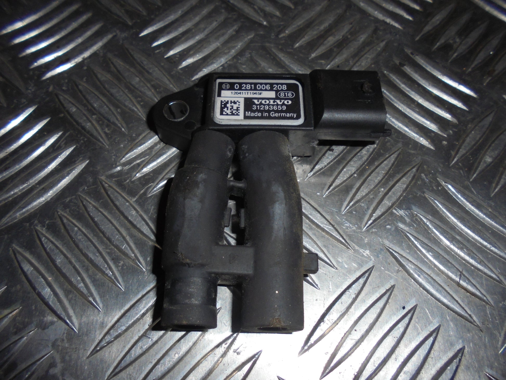 Volvo S40/V50 Map Sensor Med OEM Nr. Ophugger Fra Volvo Ophugger