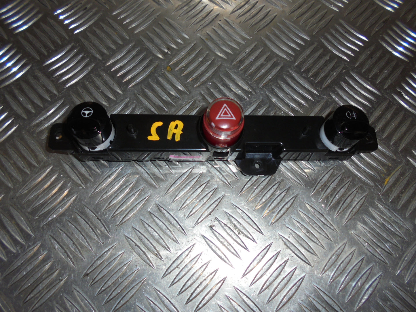 Fiat 500 Kontakt Katastrofe Med OEM Nr. Ophugger Fra Fiat Ophugger