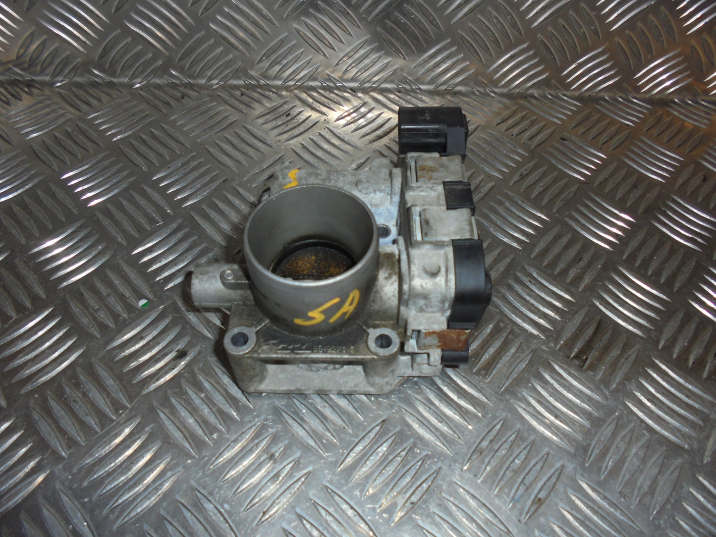 Fiat 500 Spjældhus Med OEM Nr. Ophugger Fra Fiat Ophugger