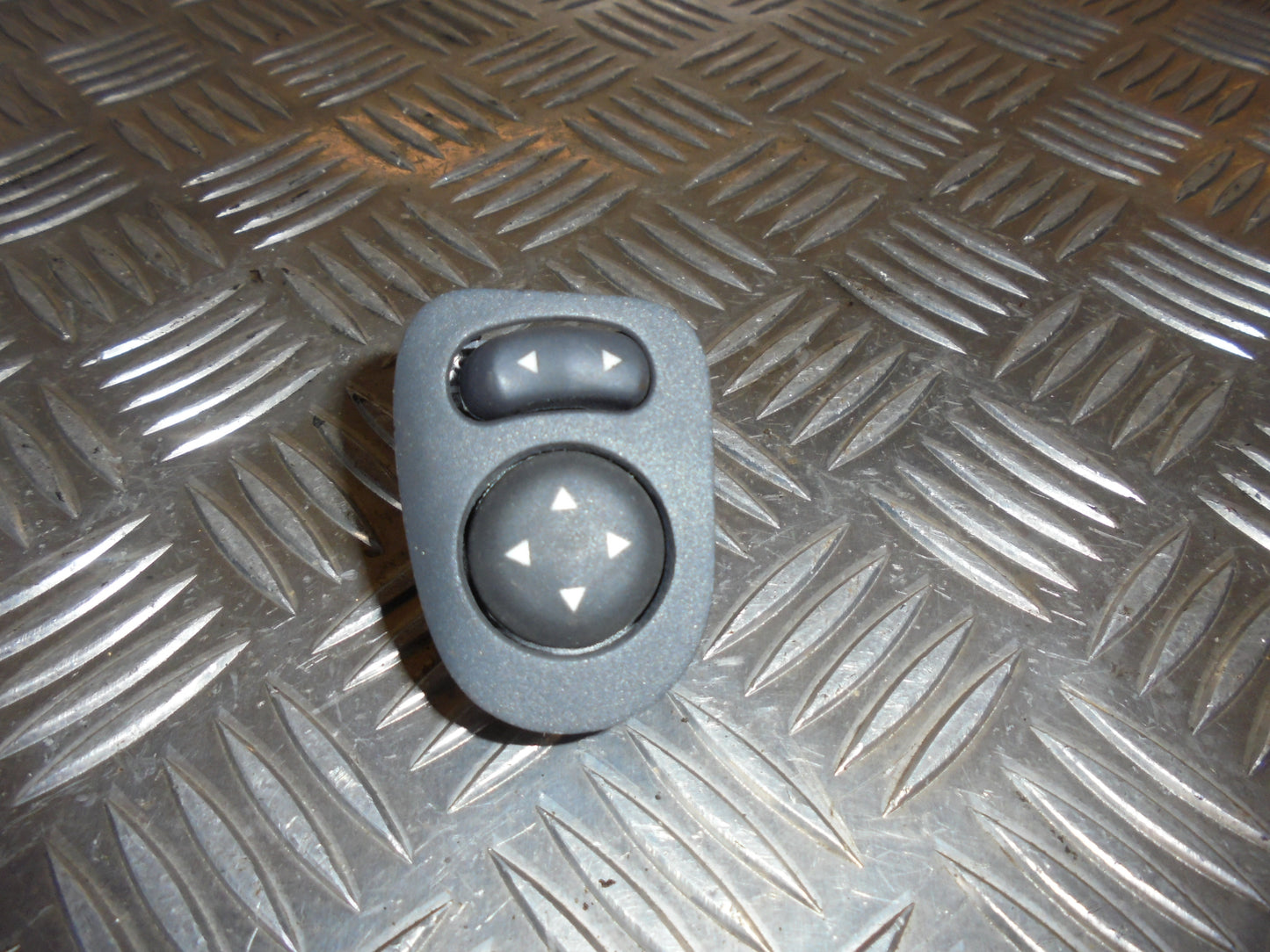 Fiat 500 Kontakt Sidespejl Med OEM Nr. Ophugger Fra Fiat Ophugger