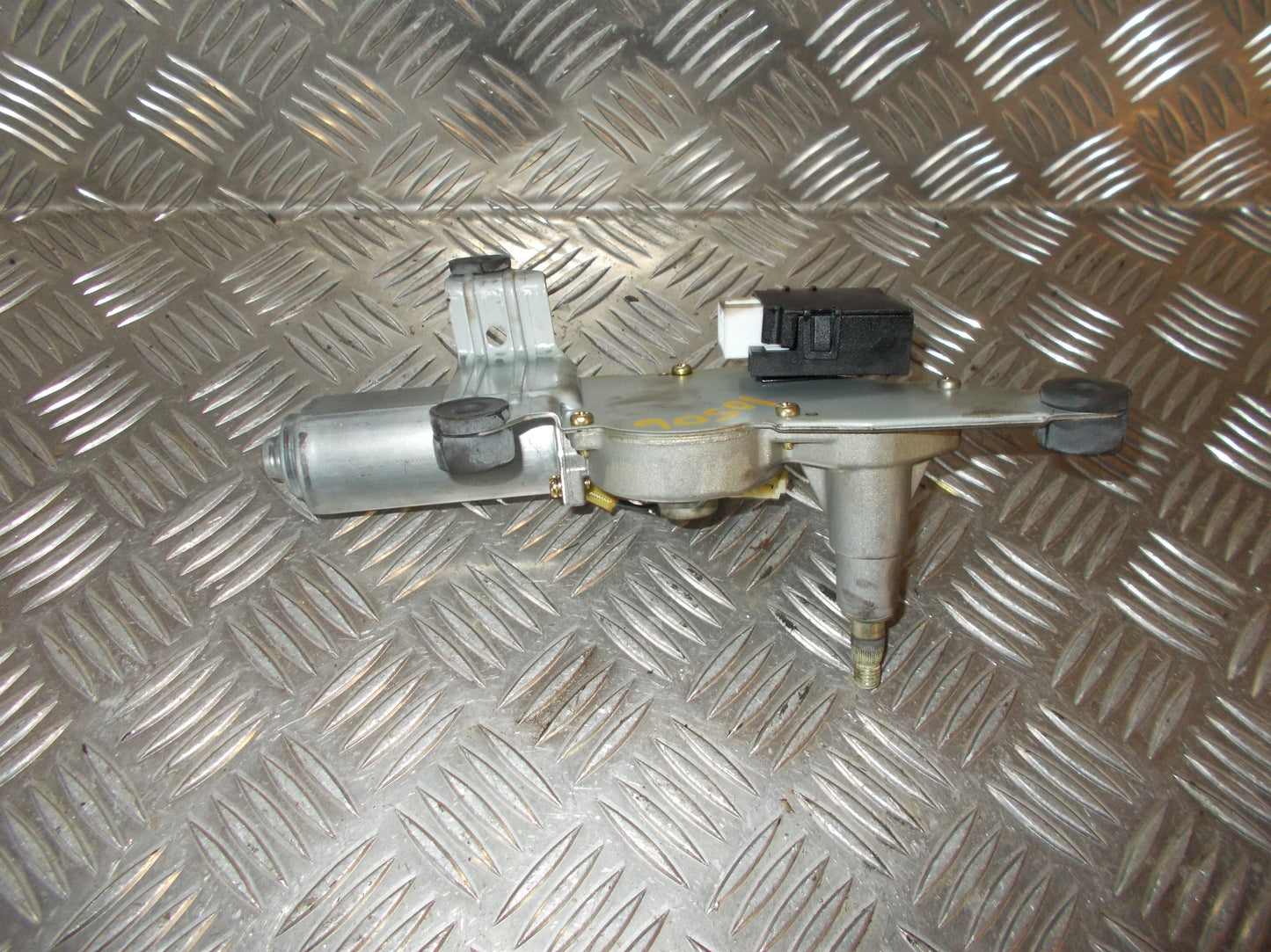 Chevrolet Lacetti Bagrudevisker Motor Med OEM Nr. Ophugger Fra Chevrolet Ophugger