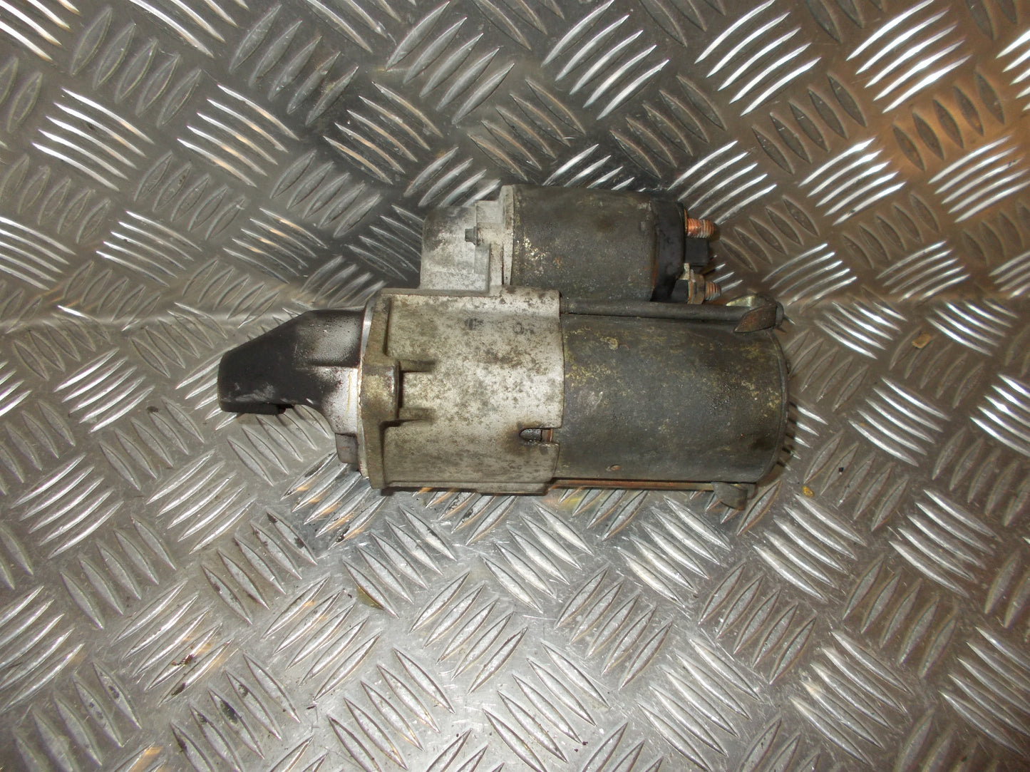 Chevrolet Lacetti Starter Med OEM Nr. Ophugger Fra Chevrolet Ophugger