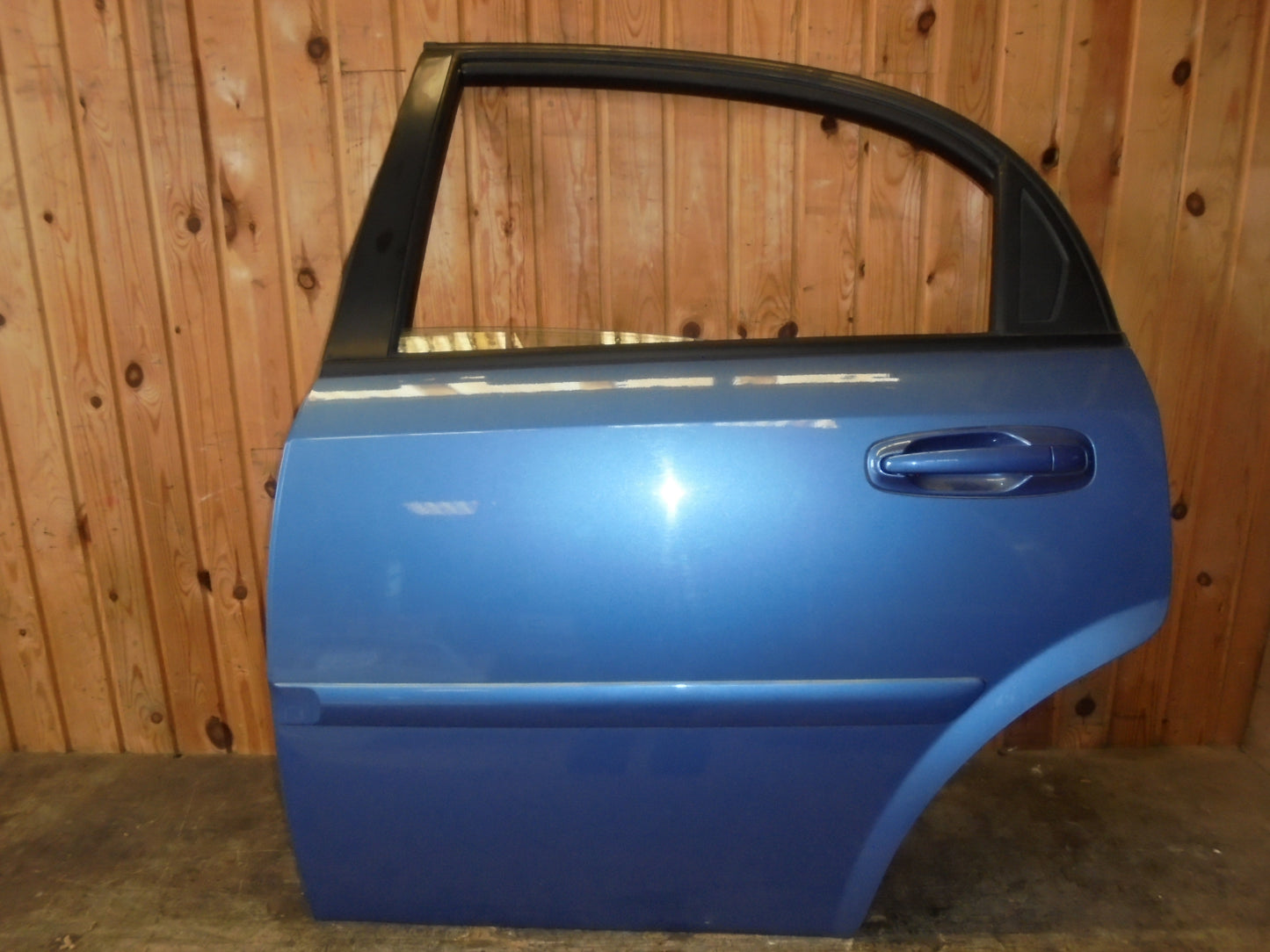 Chevrolet Lacetti Bagdør V Med OEM Nr. 96547907 Fra Chevrolet Ophugger