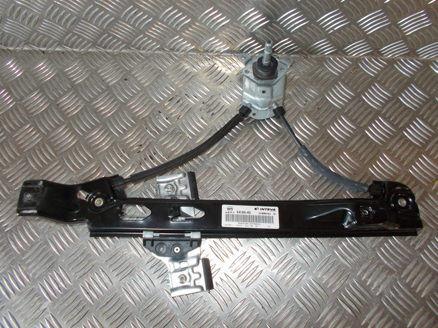 Seat Ibiza 6J Rudemotor - Rudehejs Med OEM Nr. 6J8839462B Fra Seat Ophugger