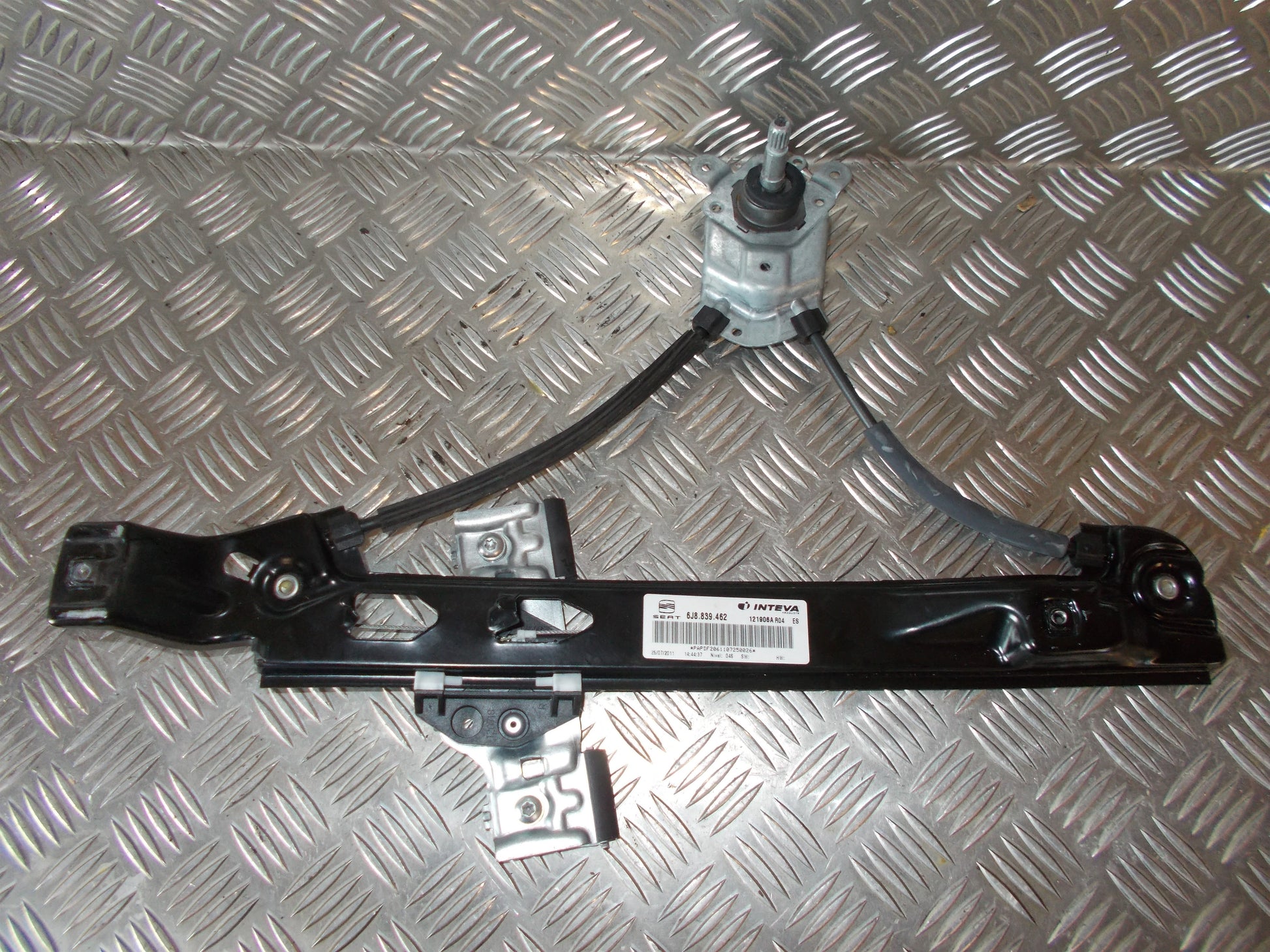 Seat Ibiza 6J Rudemotor - Rudehejs Med OEM Nr. 6J8839462B Fra Seat Ophugger