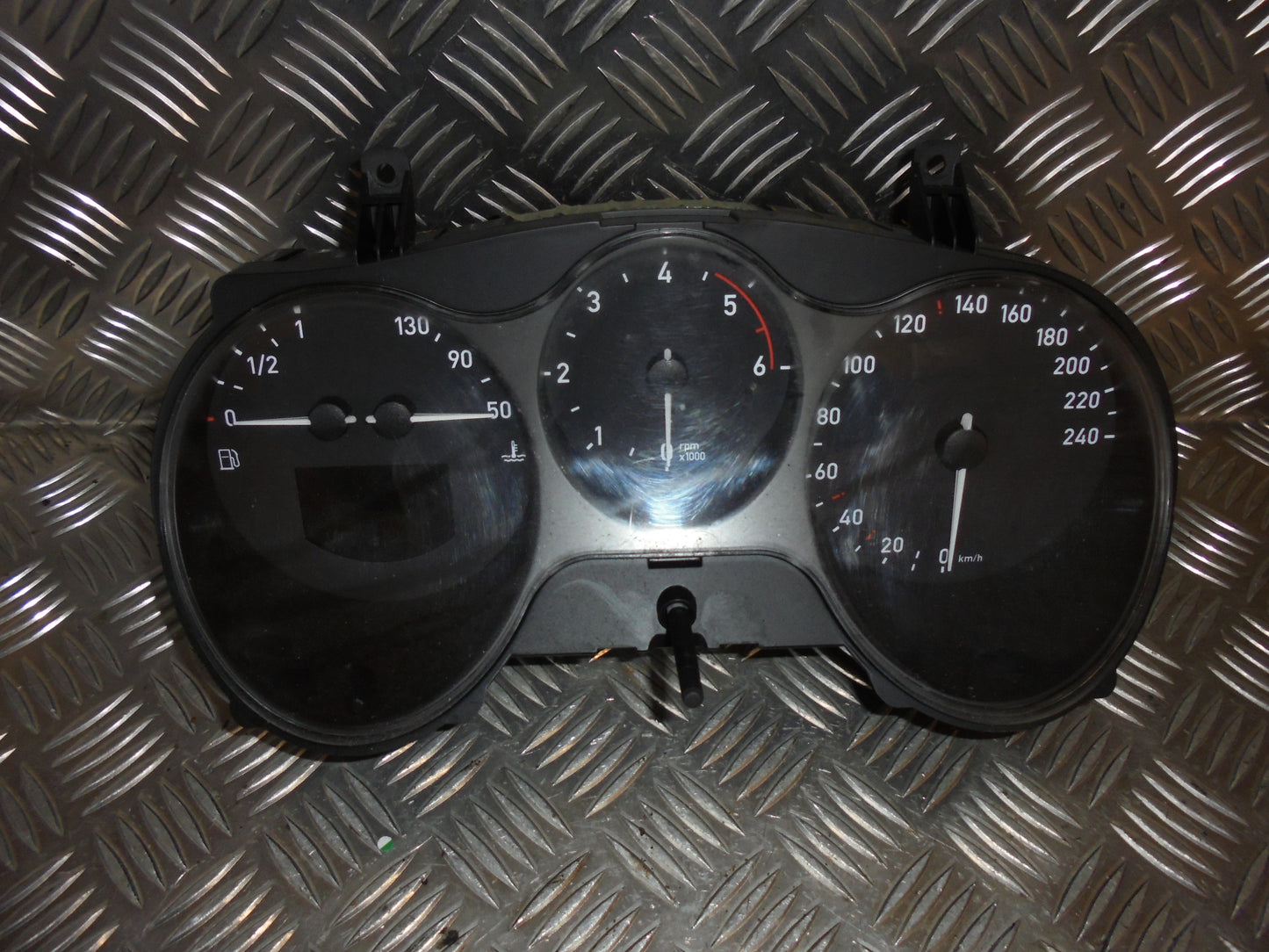 Seat Altea Speedometer - Instrument Med OEM Nr. Ophugger Fra Seat Ophugger