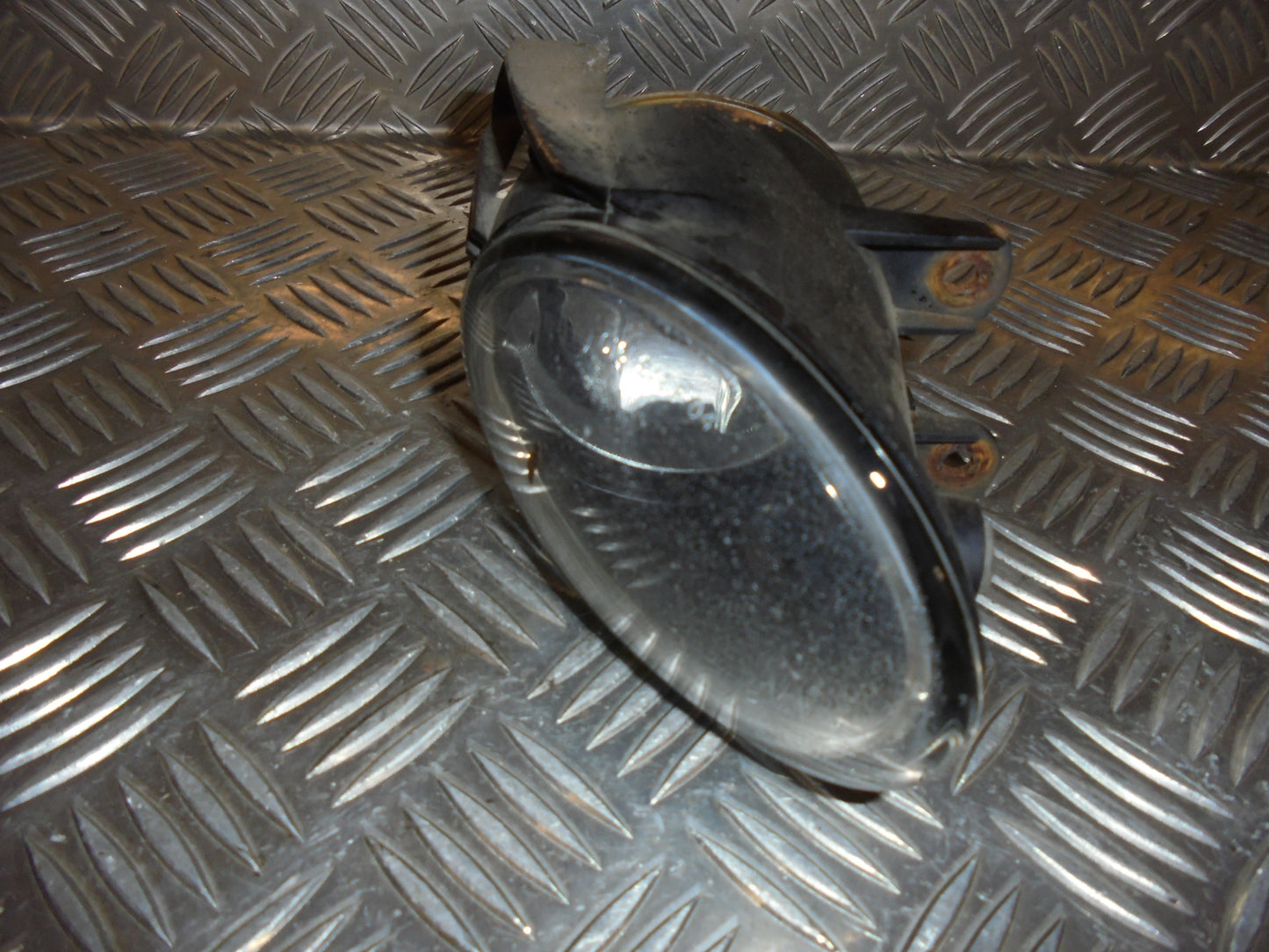 VW Passat 3C Tågelygte For Med OEM Nr. 3C0941700B Fra VW Ophugger