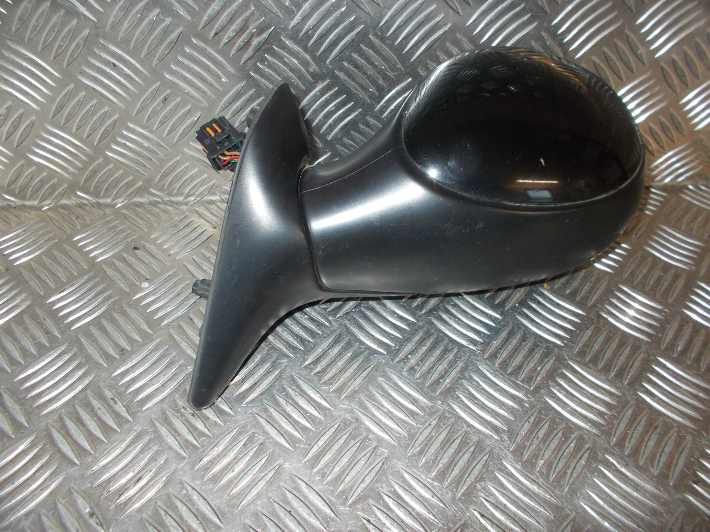 Citroen Xsara Picasso Sidespejl Med OEM Nr. 815354 Fra Citroen Ophugger