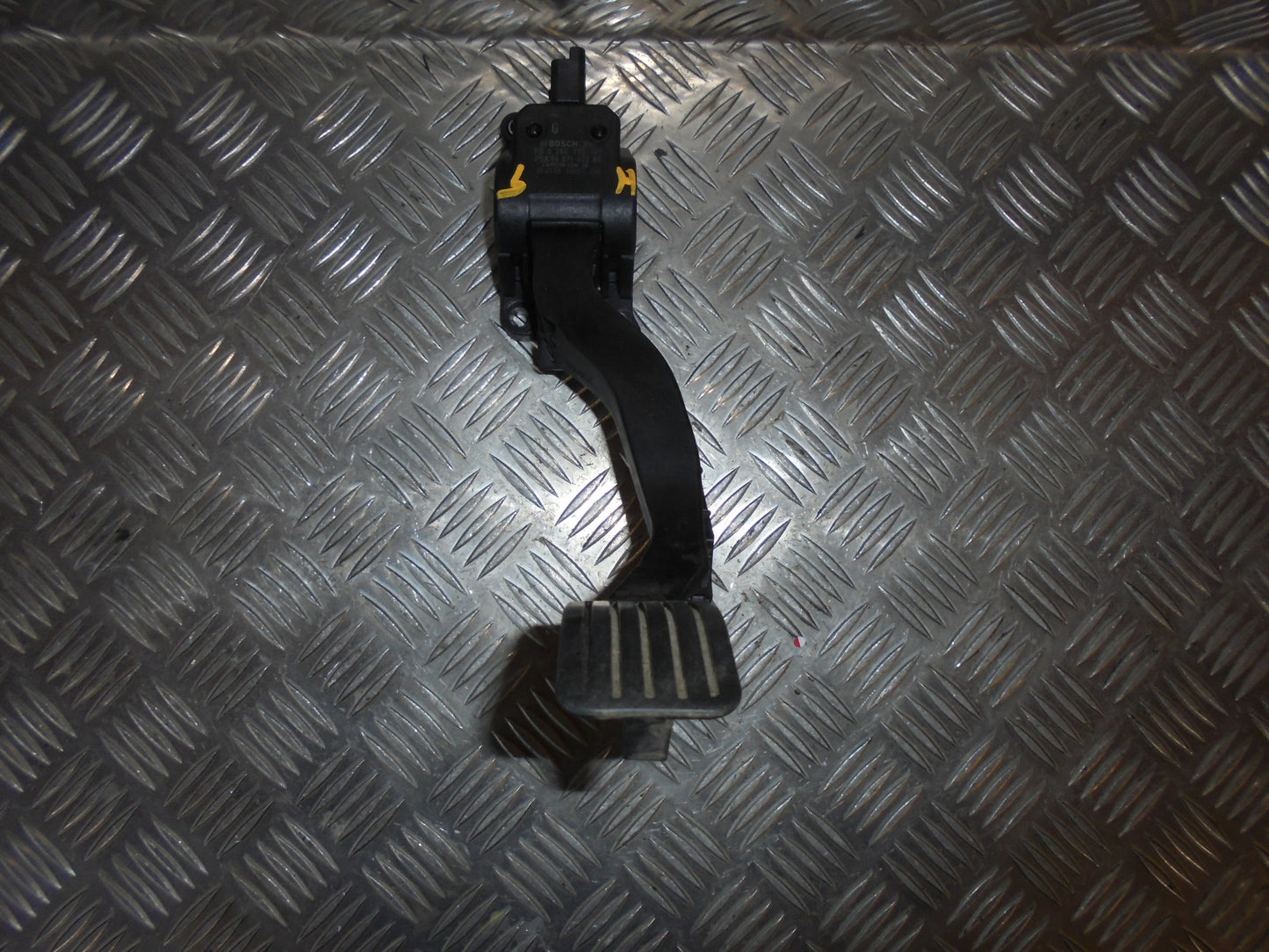 Peugeot 206+ Speederpedal Med OEM Nr. Ophugger Fra Peugeot Ophugger