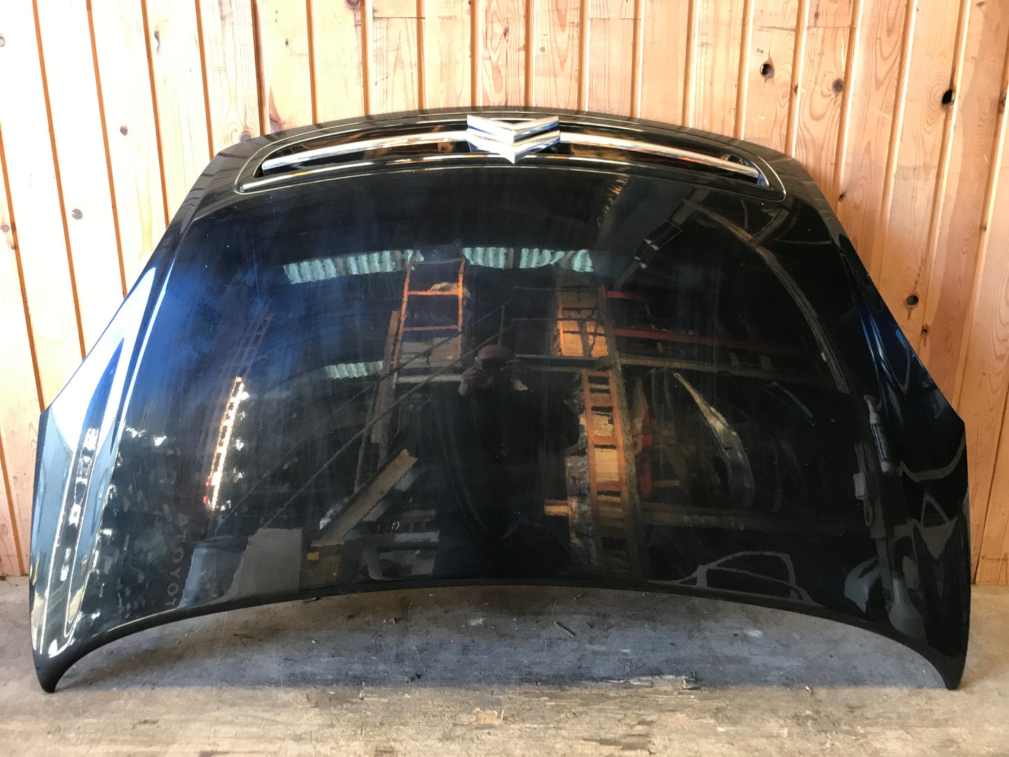 Citroen Xsara Picasso Fronthjelm Med OEM Nr. 7901L0 Fra Citroen Ophugger