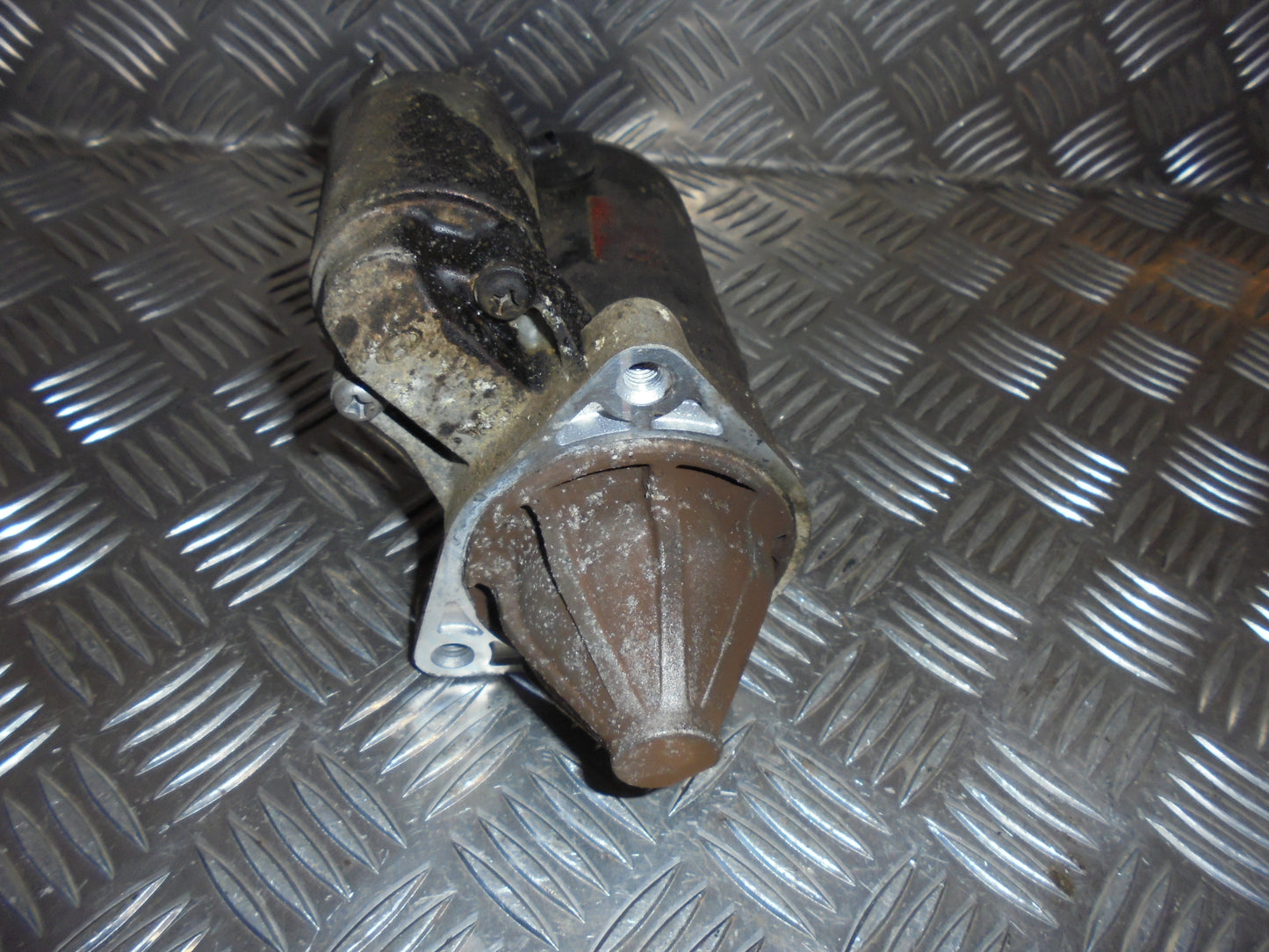 Kia Picanto Starter Med OEM Nr. 8610002555 Fra Kia Ophugger