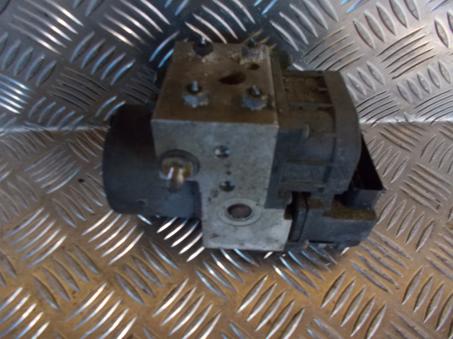 Volvo S40/V40 Abs Pumpe Med OEM Nr. 0273004224 Fra Volvo Ophugger